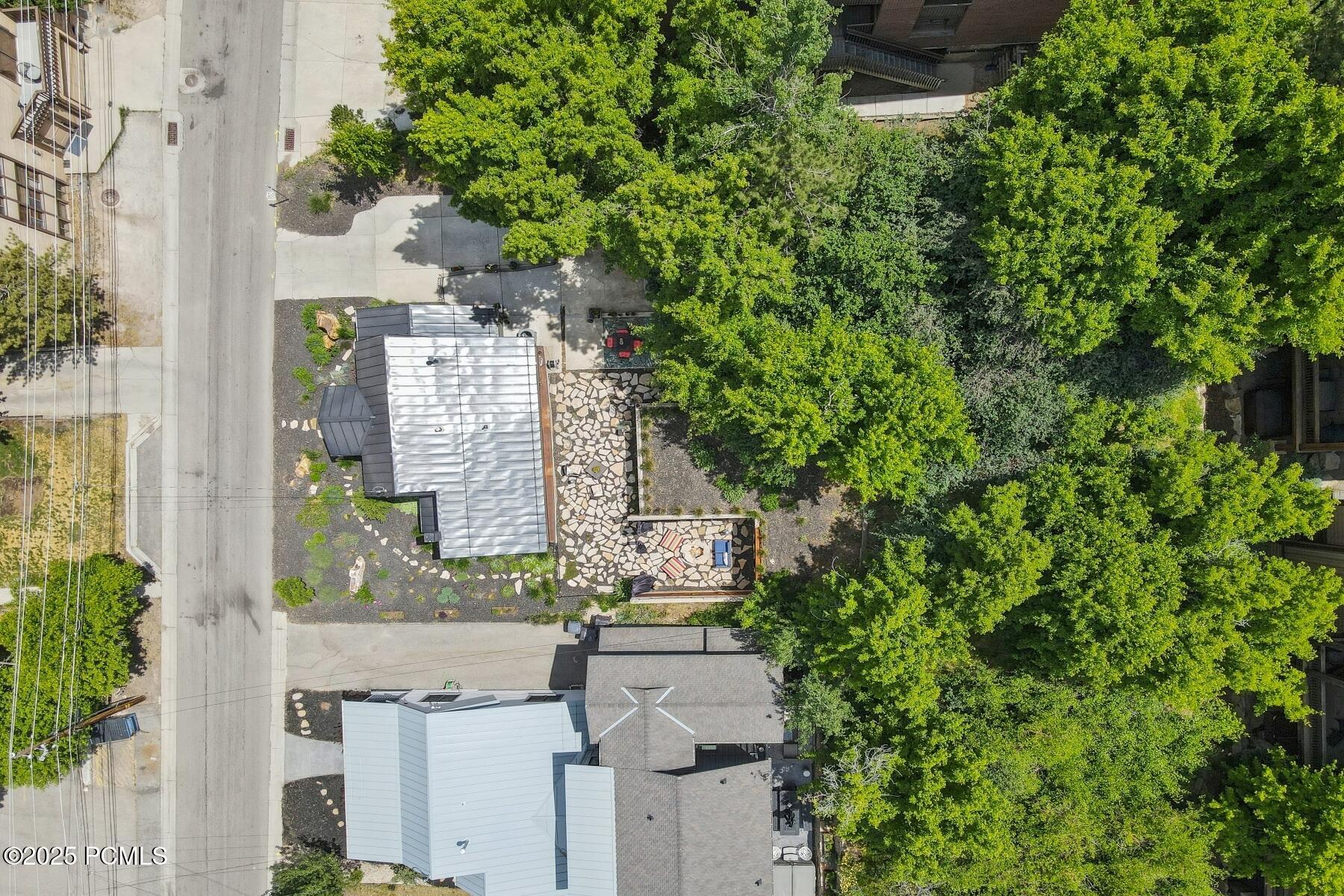 Park City, Utah 84060, United States, 2 Bedrooms Bedrooms, ,1 BathroomBathrooms,Residential,Active,160683