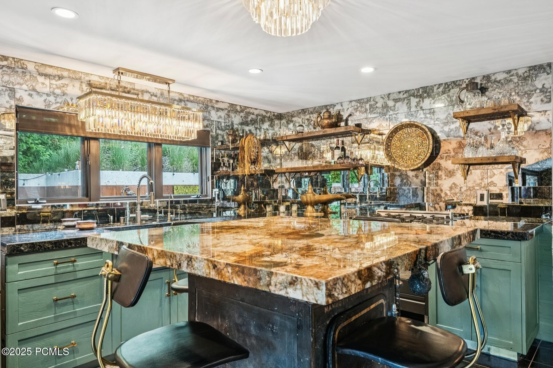 Park City, Utah 84060, United States, 2 Bedrooms Bedrooms, ,1 BathroomBathrooms,Residential,Active,160683