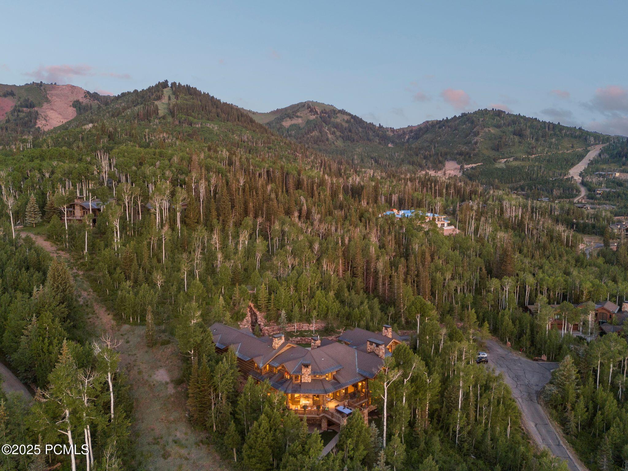 Park City, Utah 84060, United States, 6 Bedrooms Bedrooms, ,10 BathroomsBathrooms,Residential,Active,180210