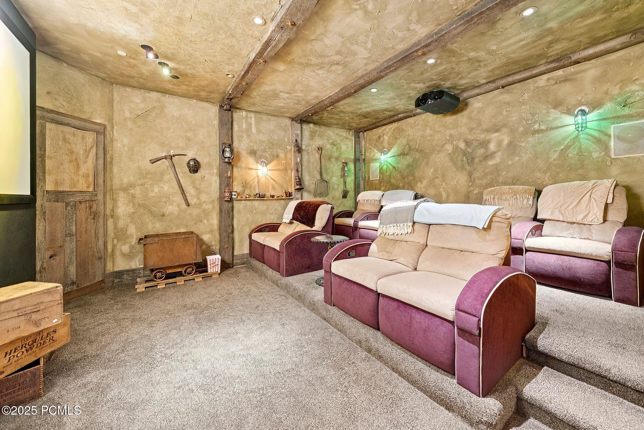 Park City, Utah 84060, United States, 6 Bedrooms Bedrooms, ,10 BathroomsBathrooms,Residential,Active,180210