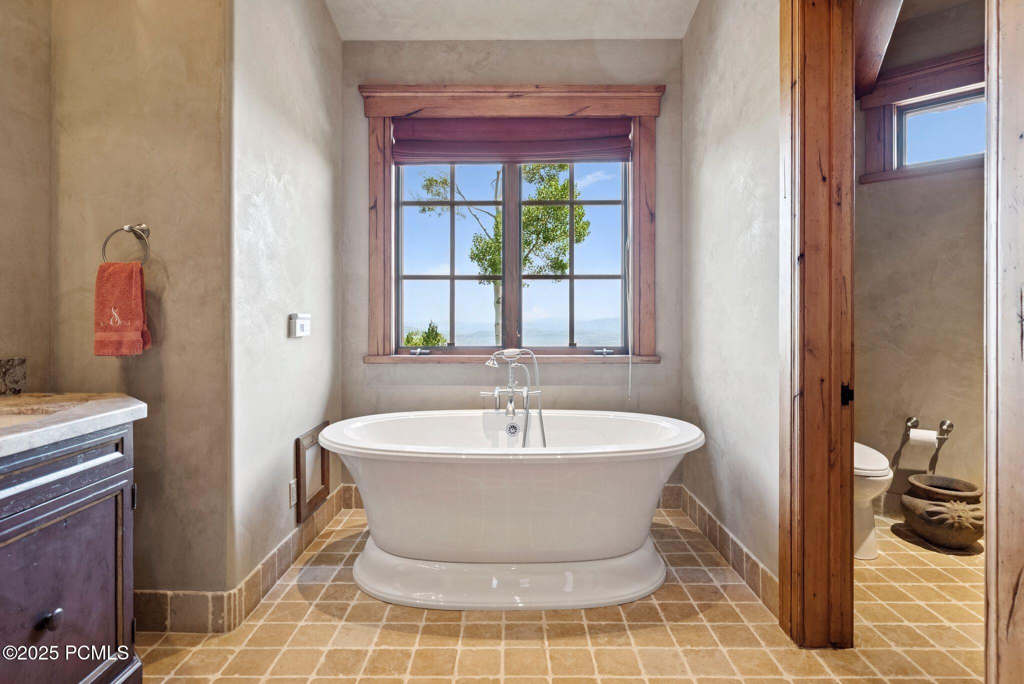 Park City, Utah 84060, United States, 6 Bedrooms Bedrooms, ,10 BathroomsBathrooms,Residential,Active,180210