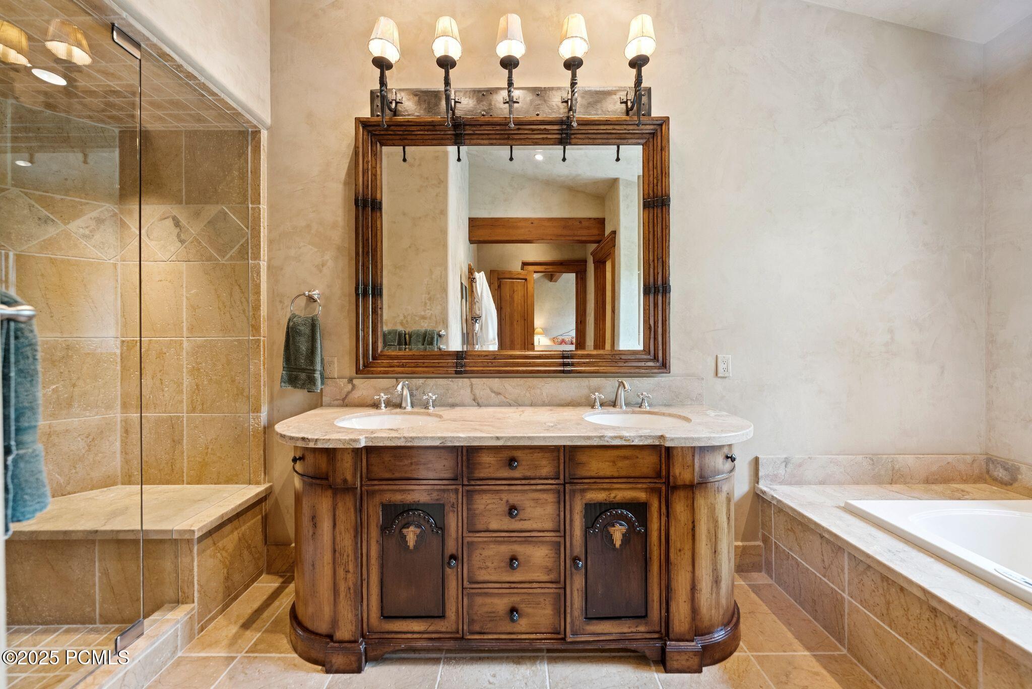 Park City, Utah 84060, United States, 6 Bedrooms Bedrooms, ,10 BathroomsBathrooms,Residential,Active,180210