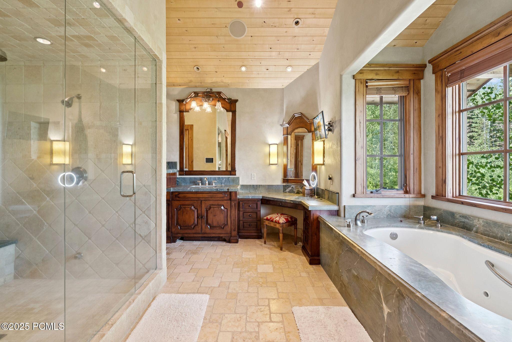 Park City, Utah 84060, United States, 6 Bedrooms Bedrooms, ,10 BathroomsBathrooms,Residential,Active,180210