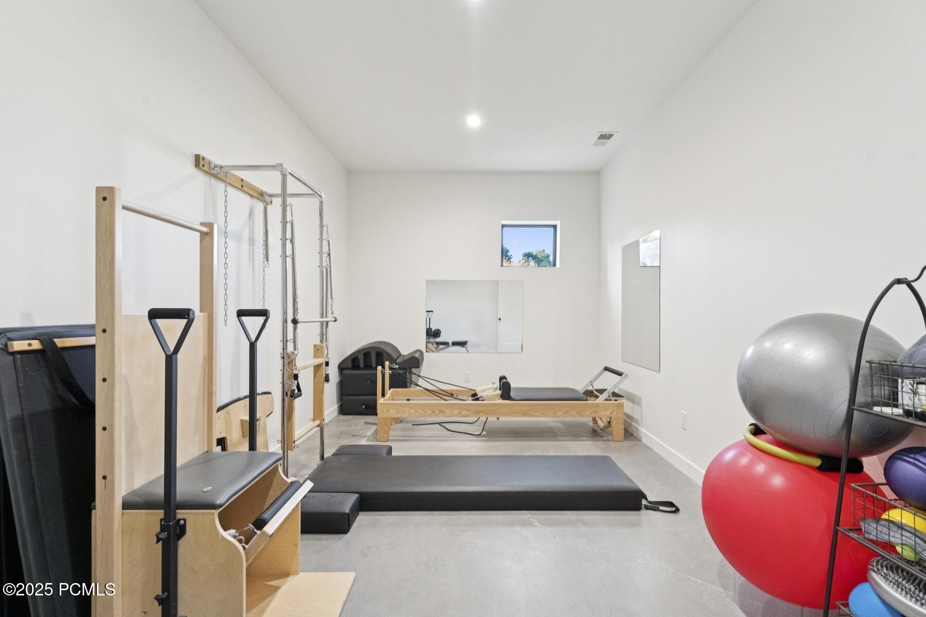 Wanship, Utah 84017, United States, 4 Bedrooms Bedrooms, ,4 BathroomsBathrooms,Residential,Active,171605