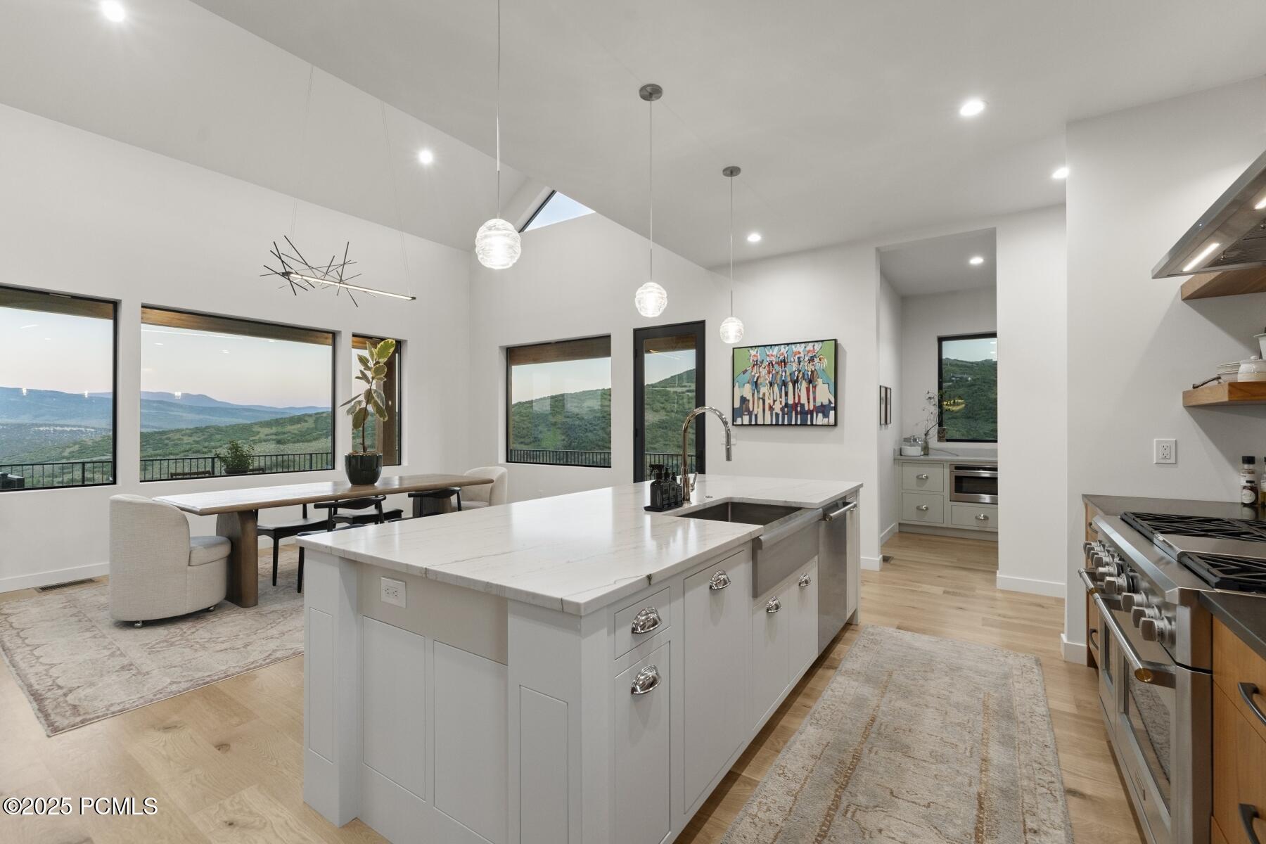 Wanship, Utah 84017, United States, 4 Bedrooms Bedrooms, ,4 BathroomsBathrooms,Residential,Active,171605