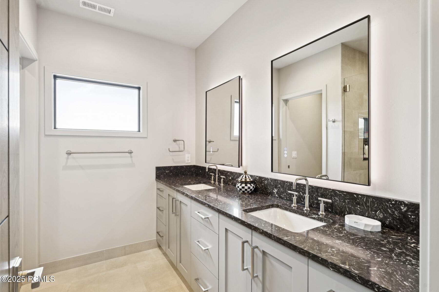 Kamas, Utah 84036, United States, 4 Bedrooms Bedrooms, ,4 BathroomsBathrooms,Residential,Active,173196