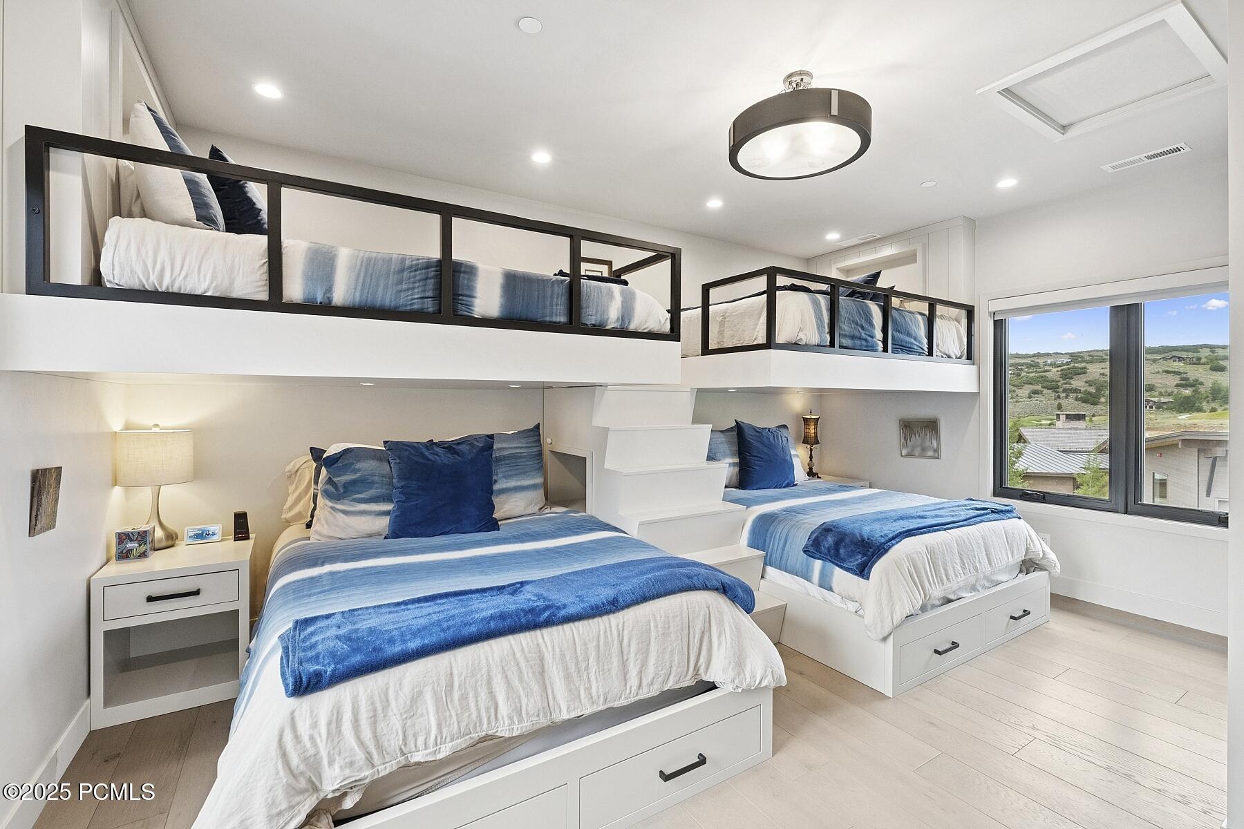 Kamas, Utah 84036, United States, 4 Bedrooms Bedrooms, ,4 BathroomsBathrooms,Residential,Active,173196