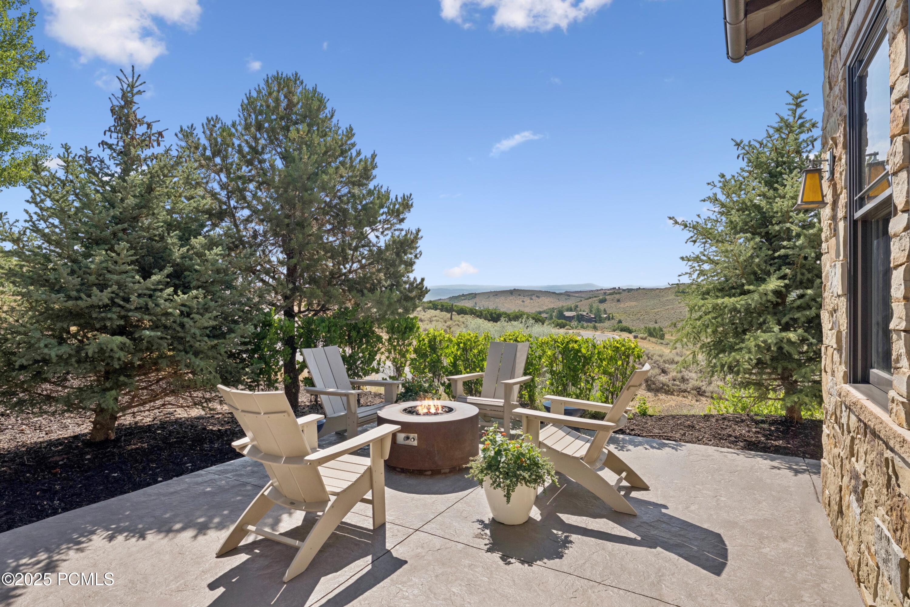 Kamas, Utah 84036, United States, 4 Bedrooms Bedrooms, ,4 BathroomsBathrooms,Residential,Active,185560