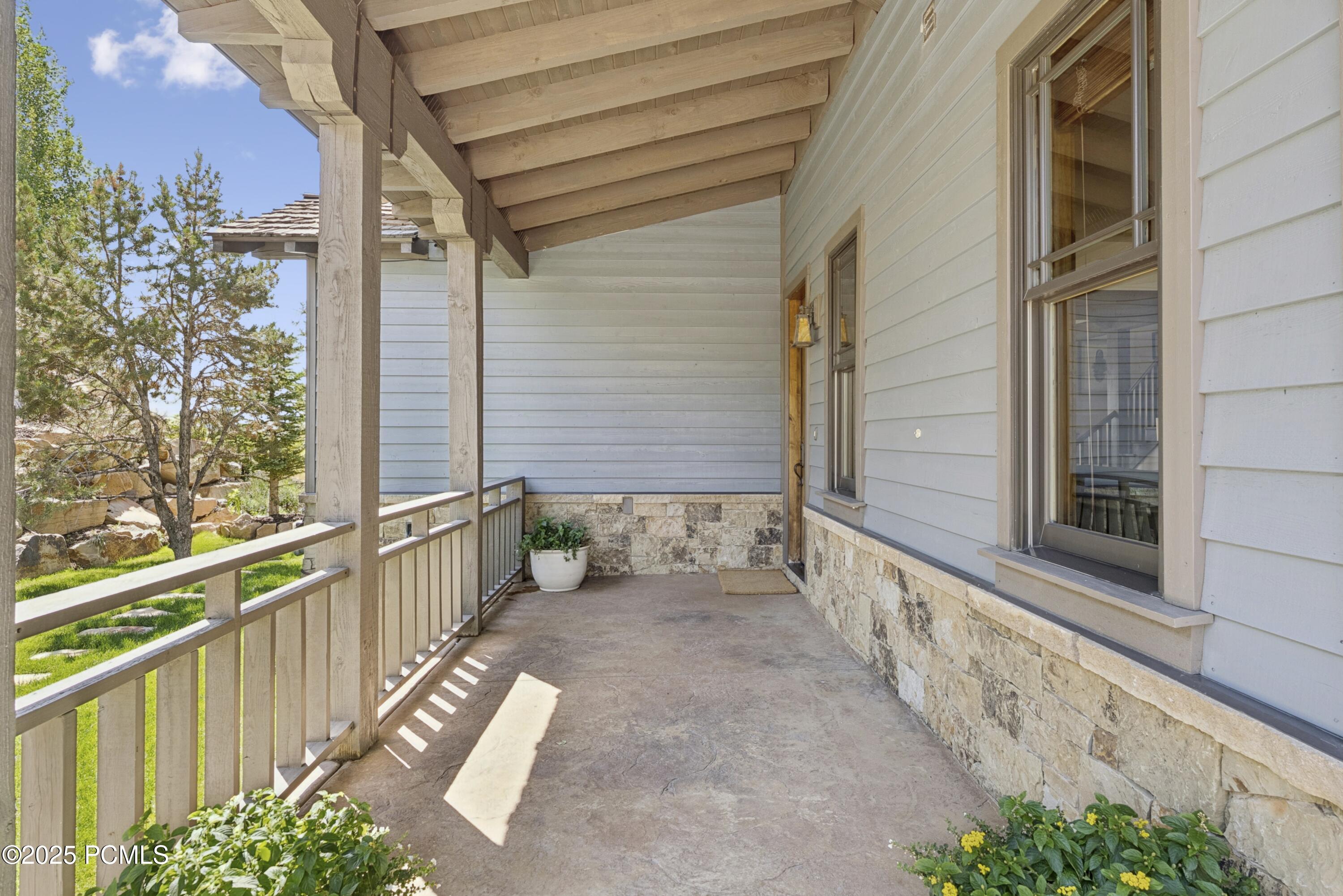 Kamas, Utah 84036, United States, 4 Bedrooms Bedrooms, ,4 BathroomsBathrooms,Residential,Active,185560