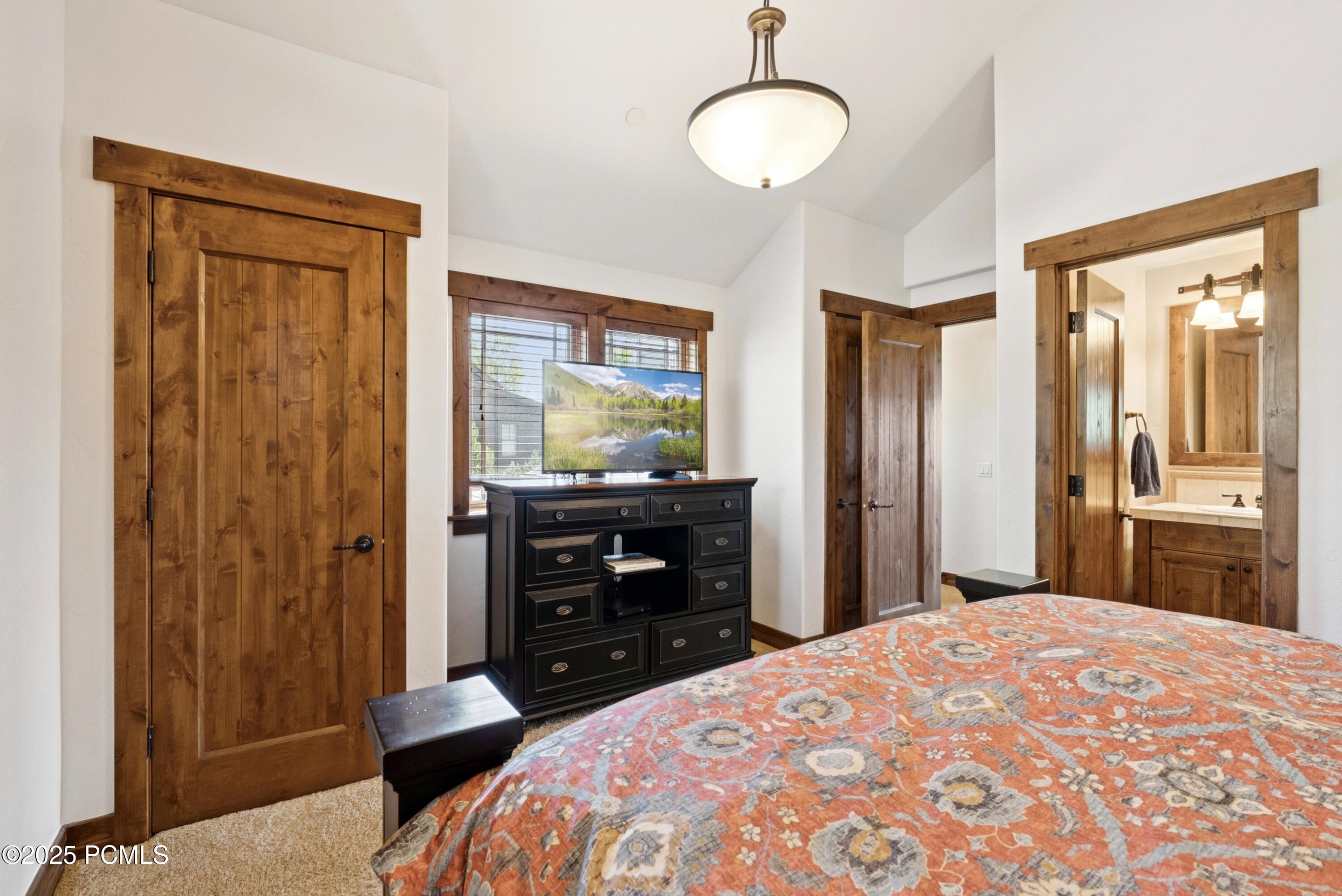 Kamas, Utah 84036, United States, 4 Bedrooms Bedrooms, ,4 BathroomsBathrooms,Residential,Active,185560