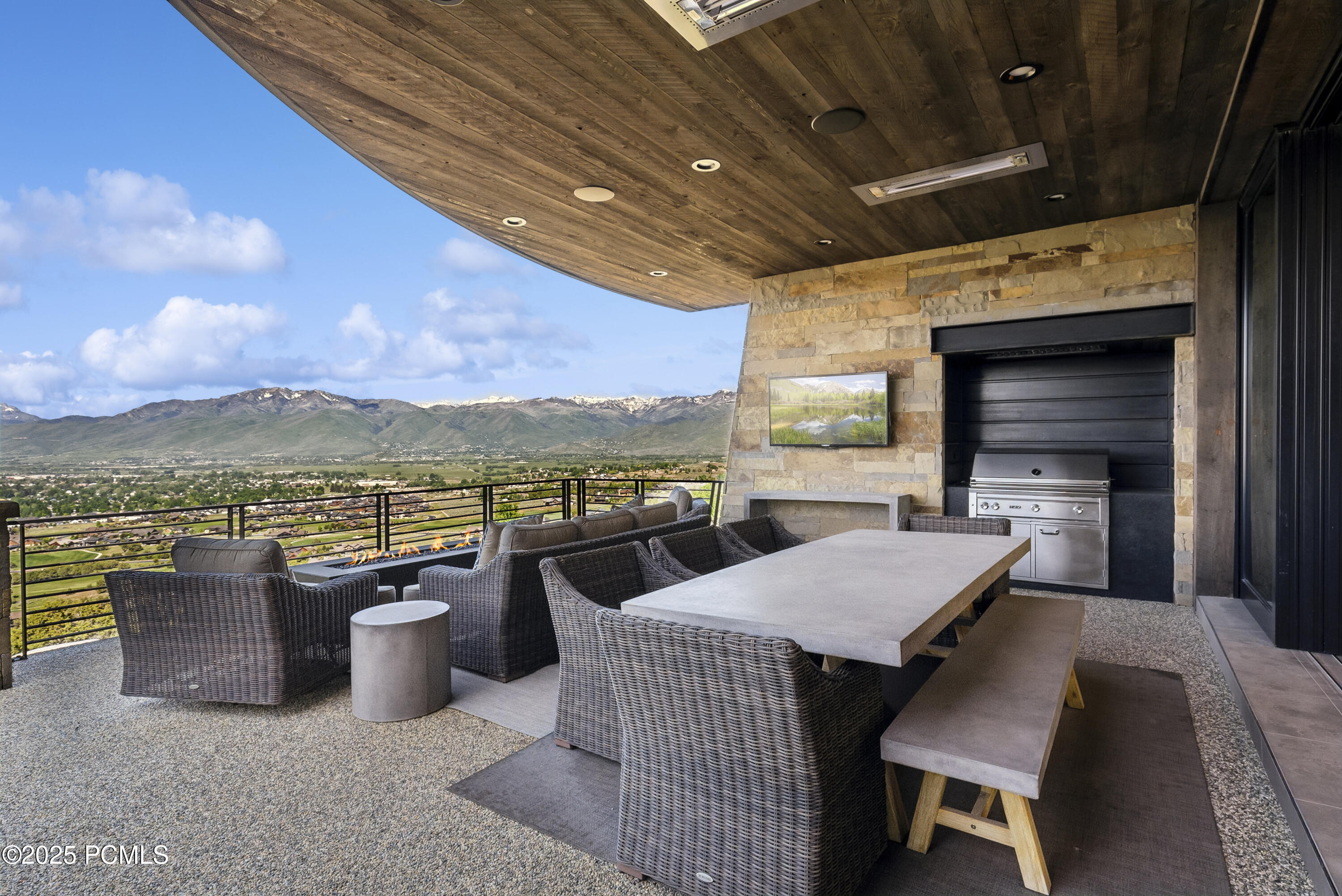 831 N Explorer Peak Drive, Heber City, Utah image 22