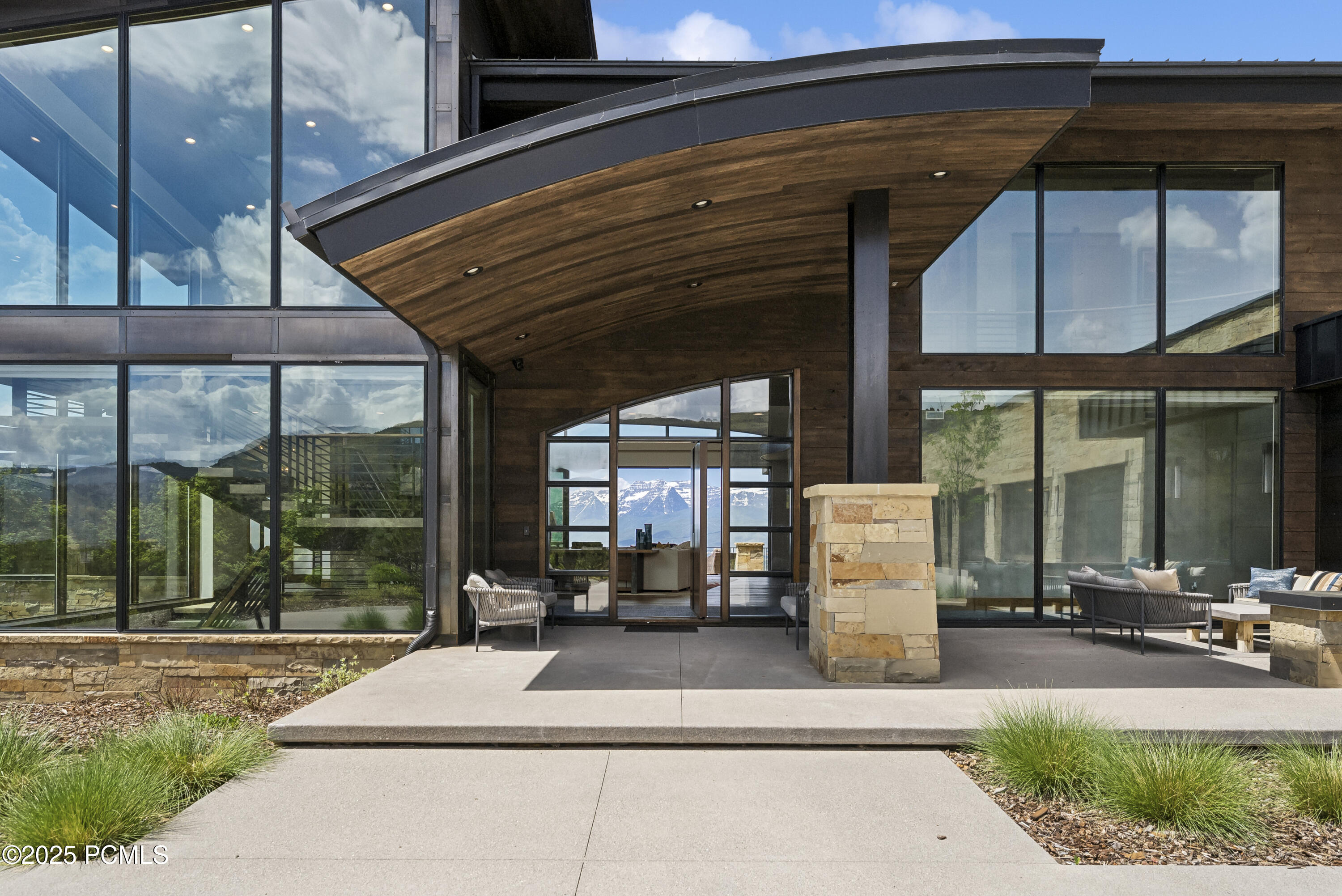 831 N Explorer Peak Drive, Heber City, Utah image 5