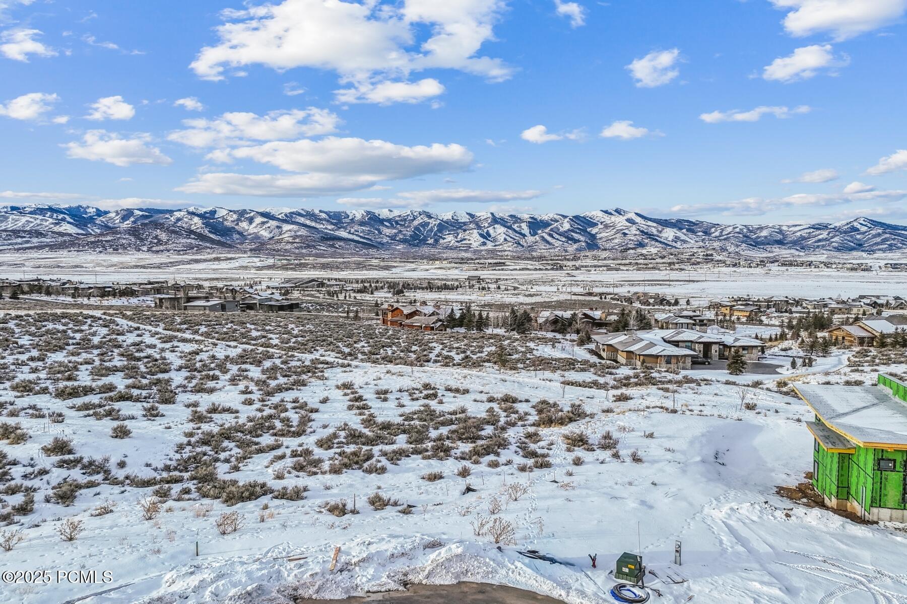 Park City, Utah 84098, United States, 5 Bedrooms Bedrooms, ,7 BathroomsBathrooms,Residential,Pending,12136