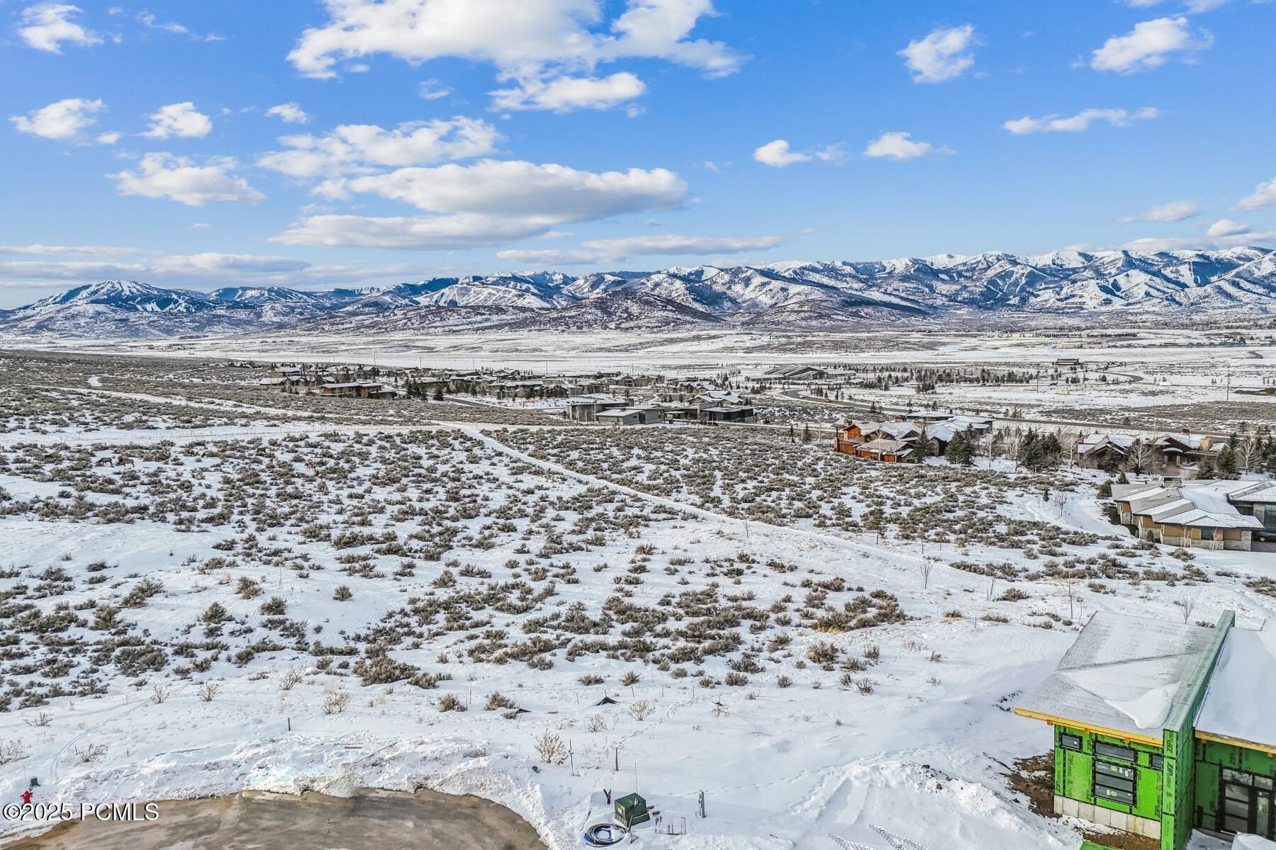 Park City, Utah 84098, United States, 5 Bedrooms Bedrooms, ,7 BathroomsBathrooms,Residential,Pending,12136