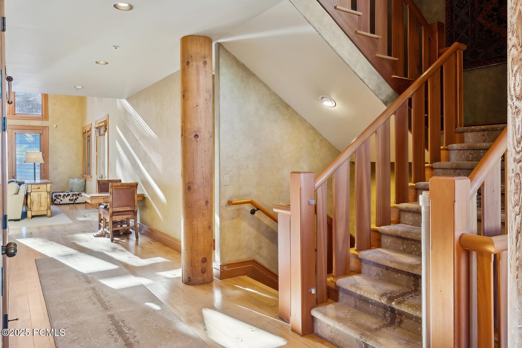 Park City, Utah 84060, United States, 6 Bedrooms Bedrooms, ,7 BathroomsBathrooms,Residential,Pending,17323