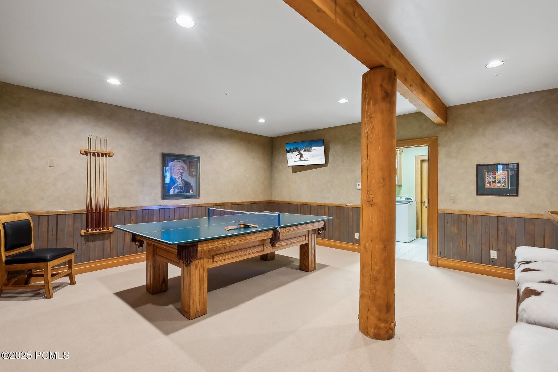 Park City, Utah 84060, United States, 6 Bedrooms Bedrooms, ,7 BathroomsBathrooms,Residential,Pending,17323