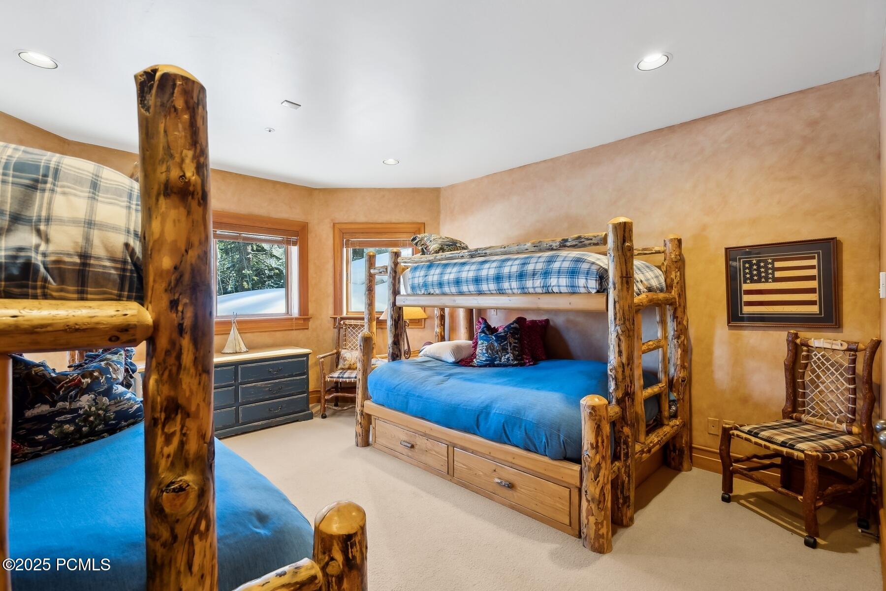 Park City, Utah 84060, United States, 6 Bedrooms Bedrooms, ,7 BathroomsBathrooms,Residential,Pending,17323