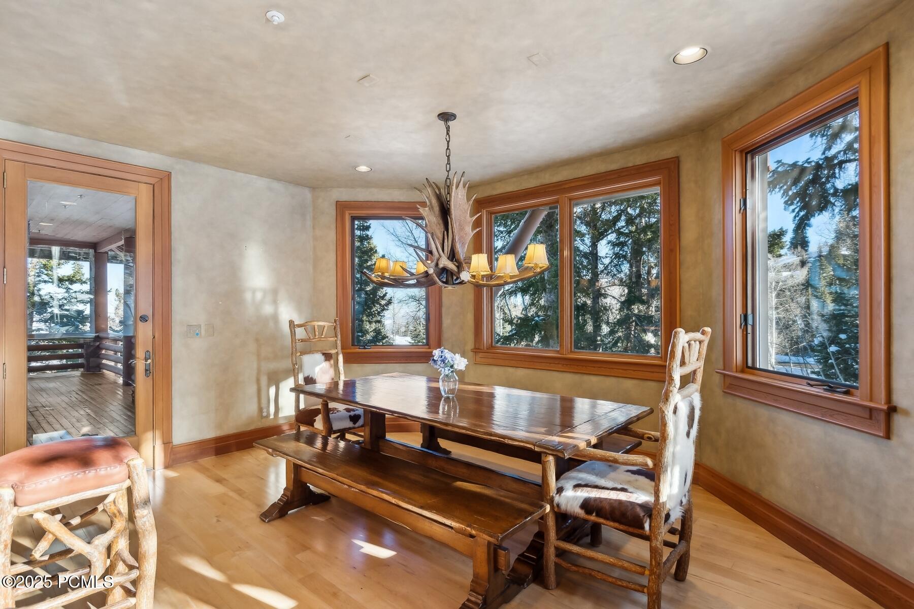 Park City, Utah 84060, United States, 6 Bedrooms Bedrooms, ,7 BathroomsBathrooms,Residential,Pending,17323