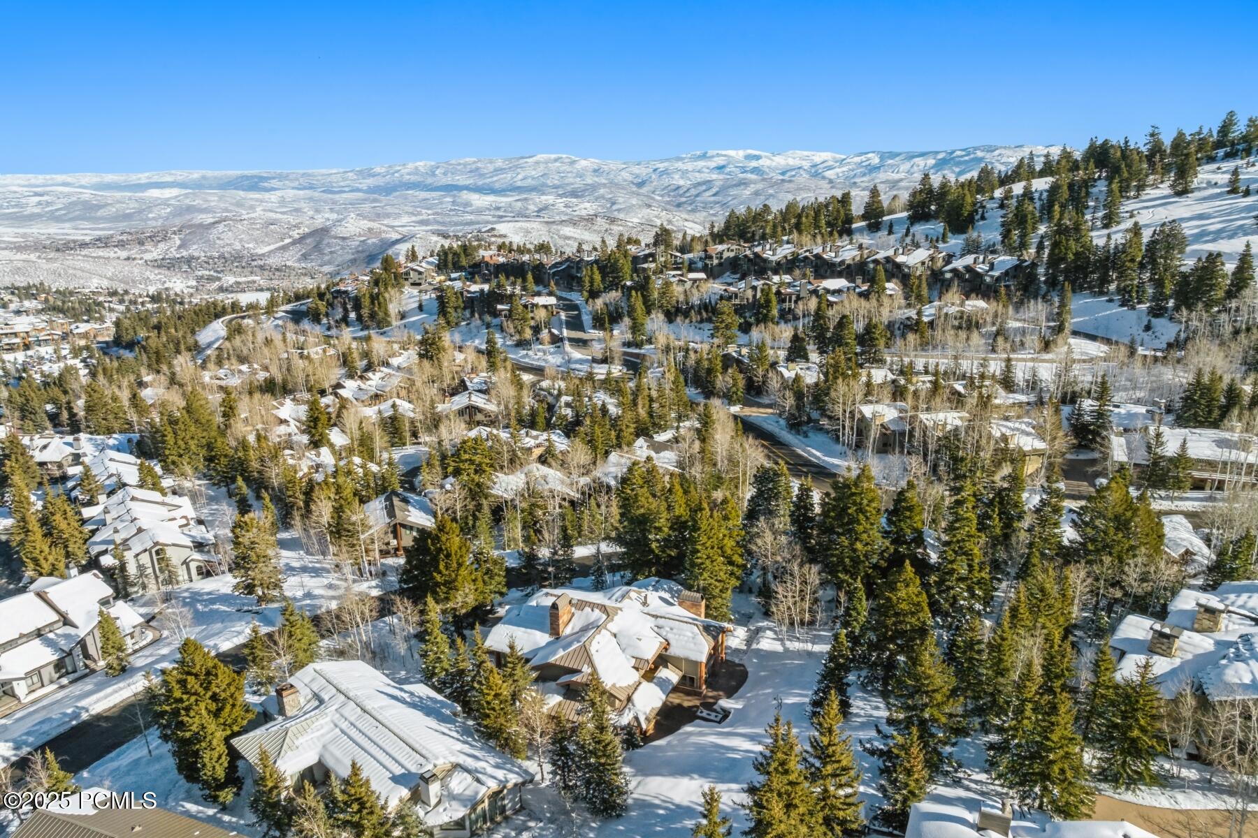 Park City, Utah 84060, United States, 6 Bedrooms Bedrooms, ,7 BathroomsBathrooms,Residential,Pending,17323