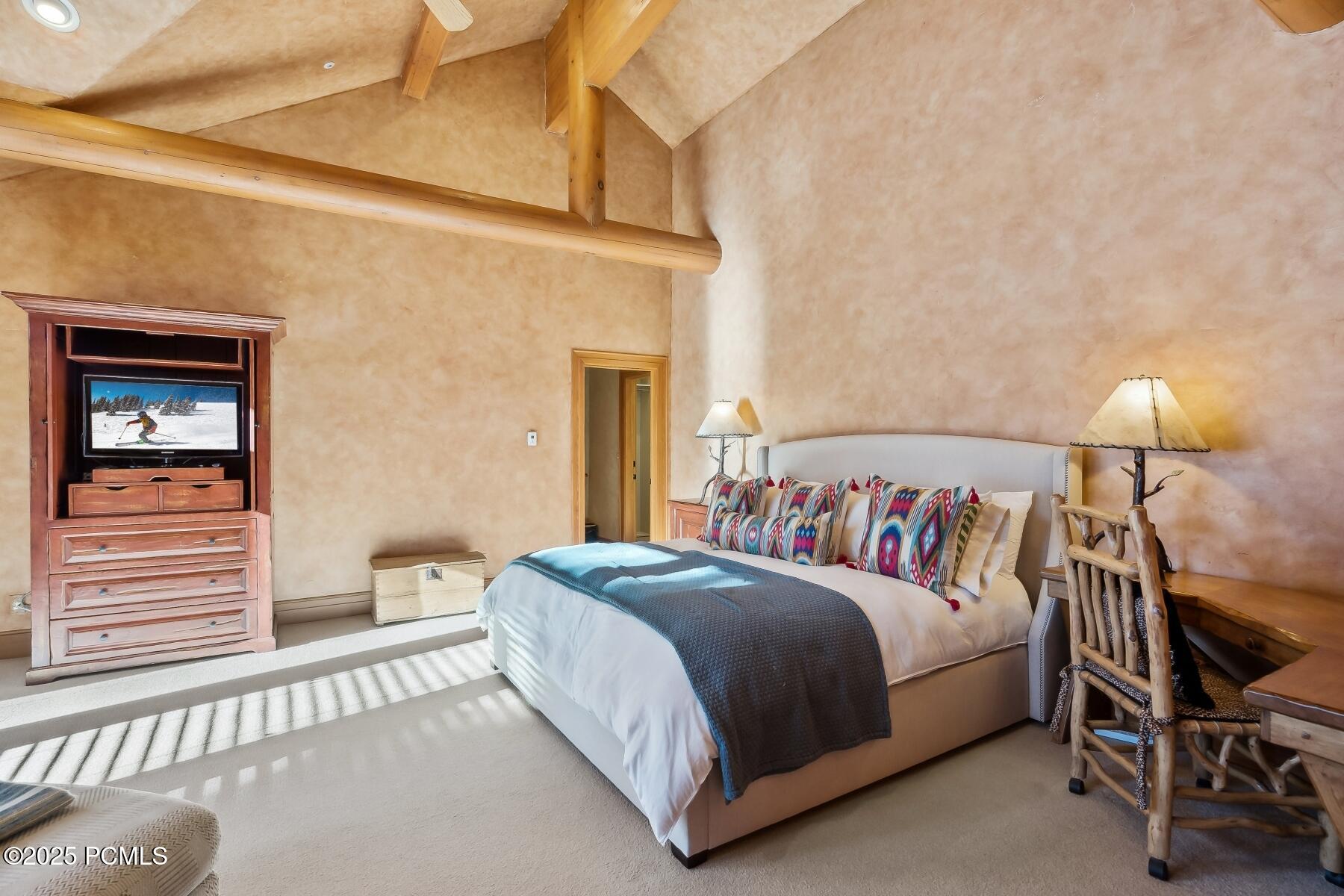 Park City, Utah 84060, United States, 6 Bedrooms Bedrooms, ,7 BathroomsBathrooms,Residential,Pending,17323