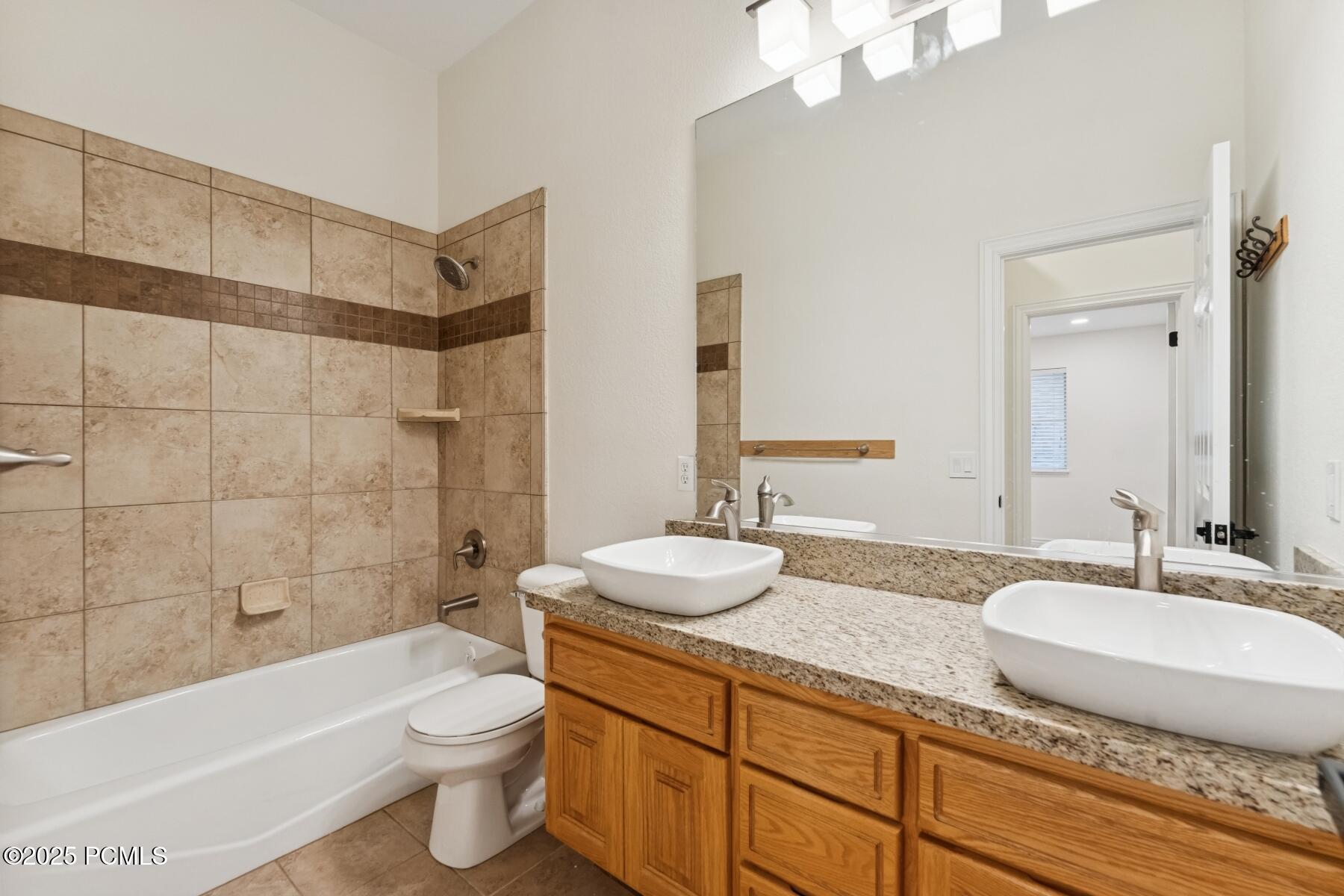 Park City, Utah 84098, United States, 3 Bedrooms Bedrooms, ,2 BathroomsBathrooms,Residential,Active,244097