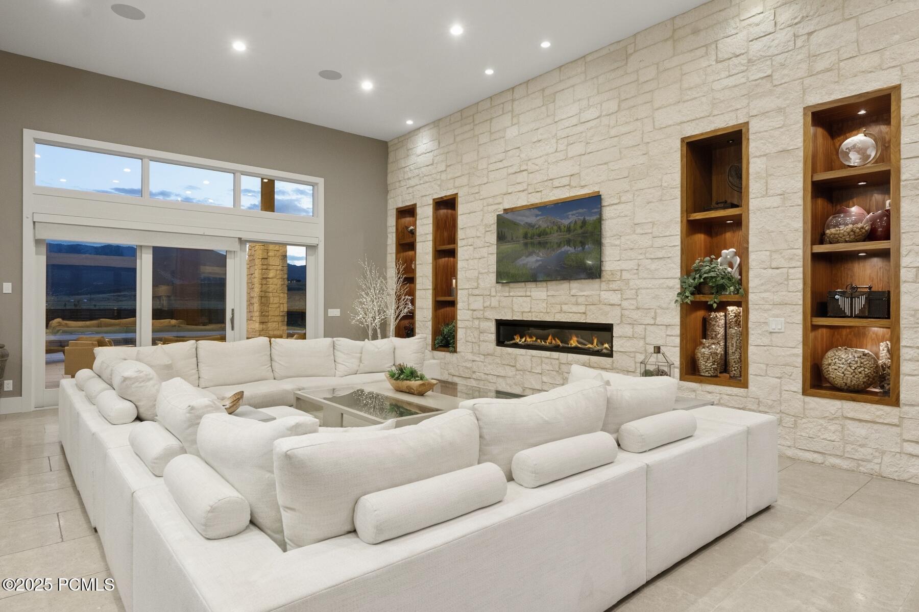 Park City, Utah 84098, United States, 7 Bedrooms Bedrooms, ,9 BathroomsBathrooms,Residential,Active,182490