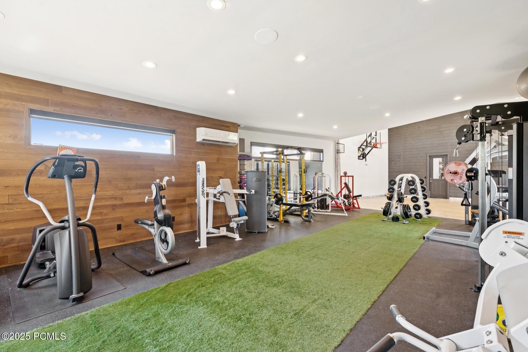 Park City, Utah 84098, United States, 7 Bedrooms Bedrooms, ,9 BathroomsBathrooms,Residential,Active,182490