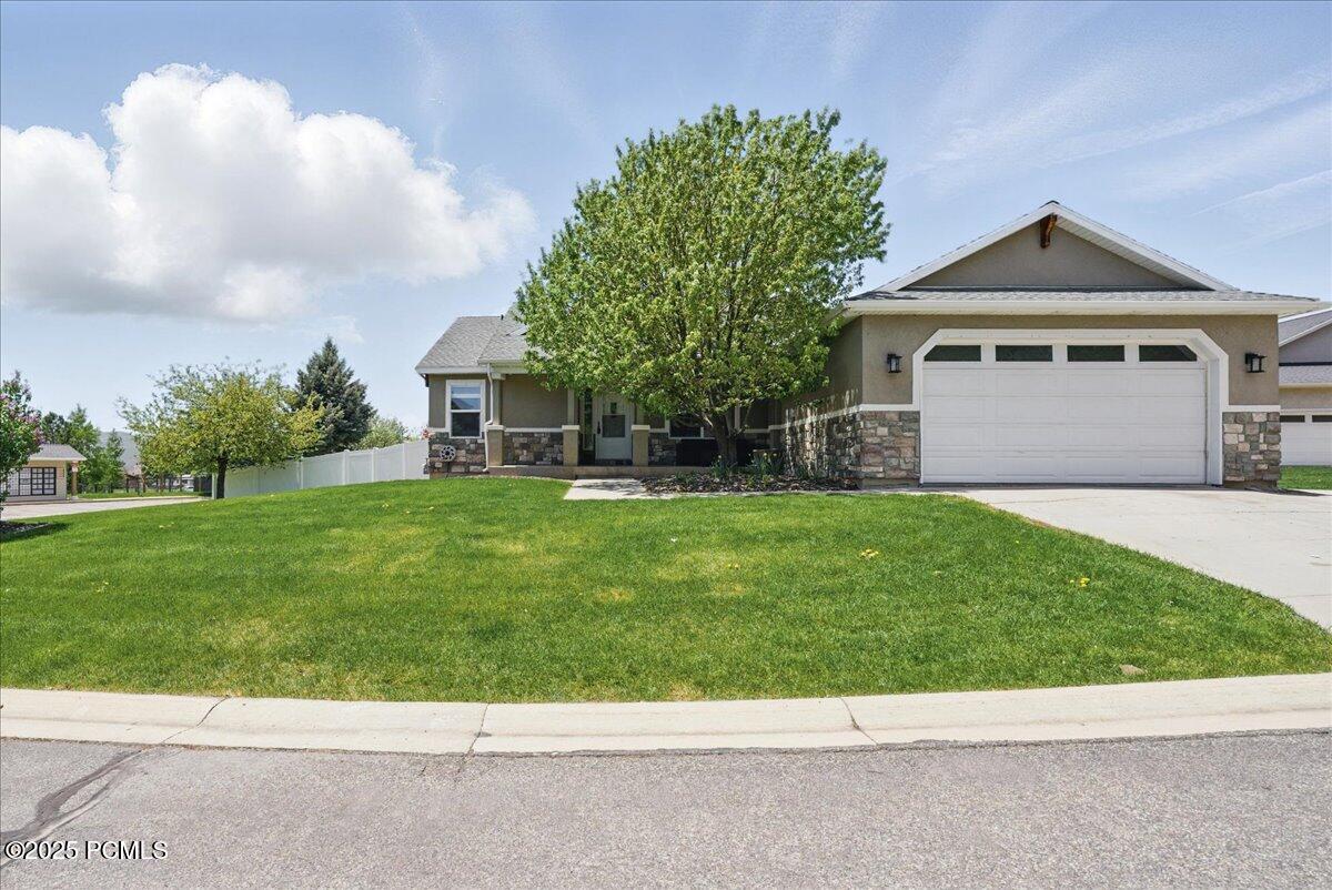 5167 Rodeo Circle, Oakley, Utah image 1