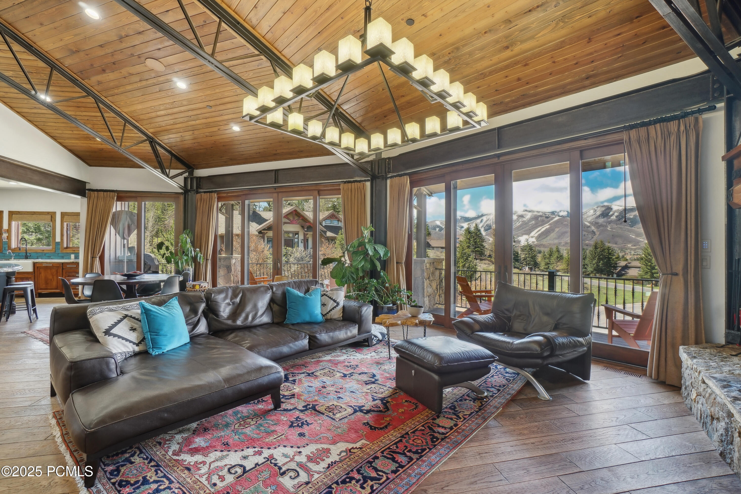 2516 Larkspur Drive, Park City, Utah image 4