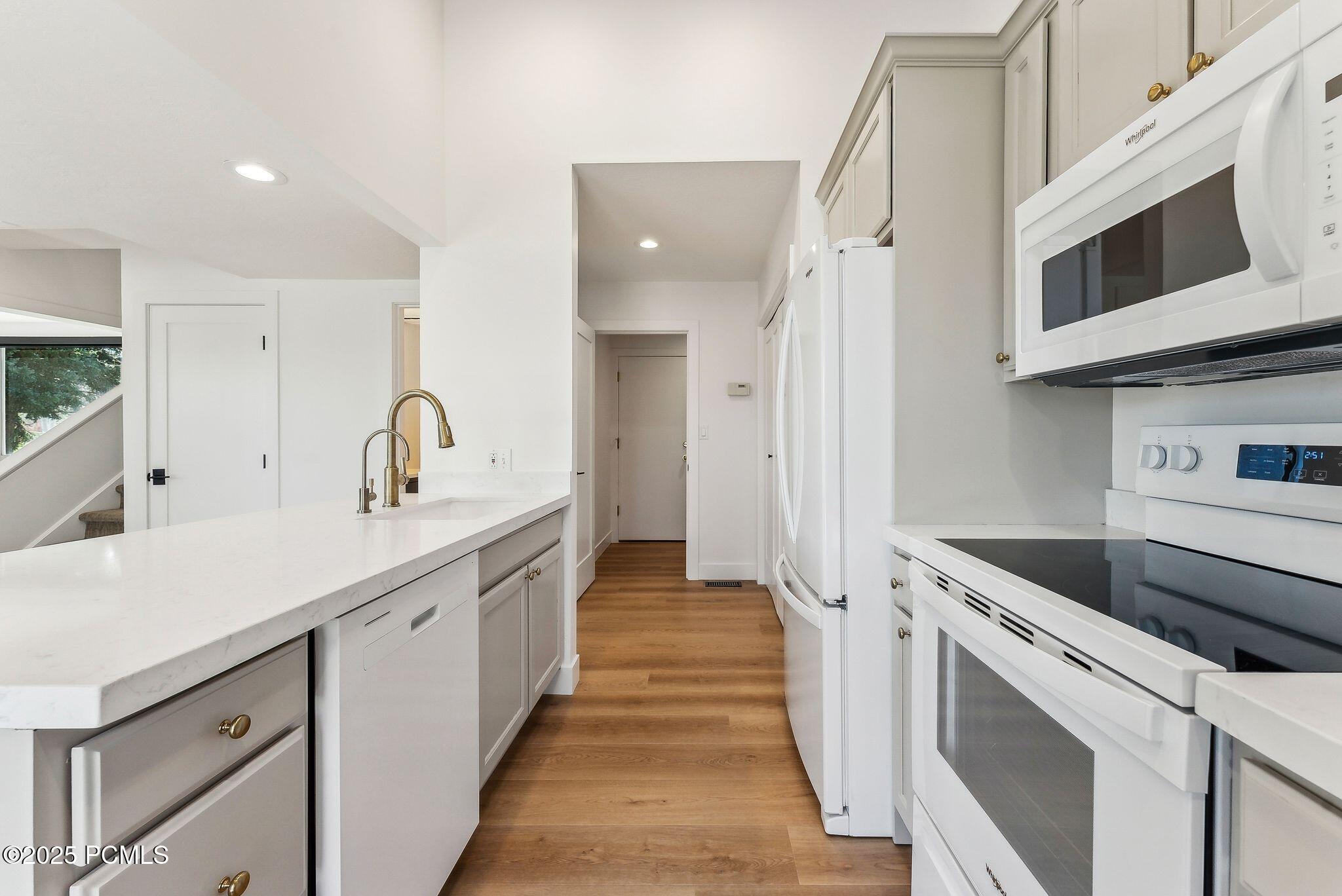 4824 N Meadow Loop Road #APT 7, Park City, Utah image 5