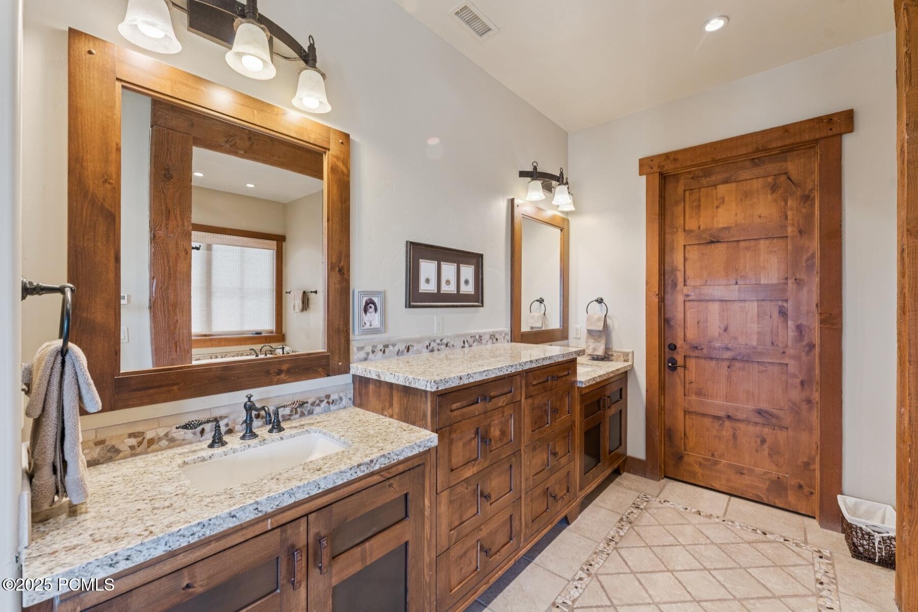 Park City, Utah 84098, United States, 5 Bedrooms Bedrooms, ,6 BathroomsBathrooms,Residential,Active,190072