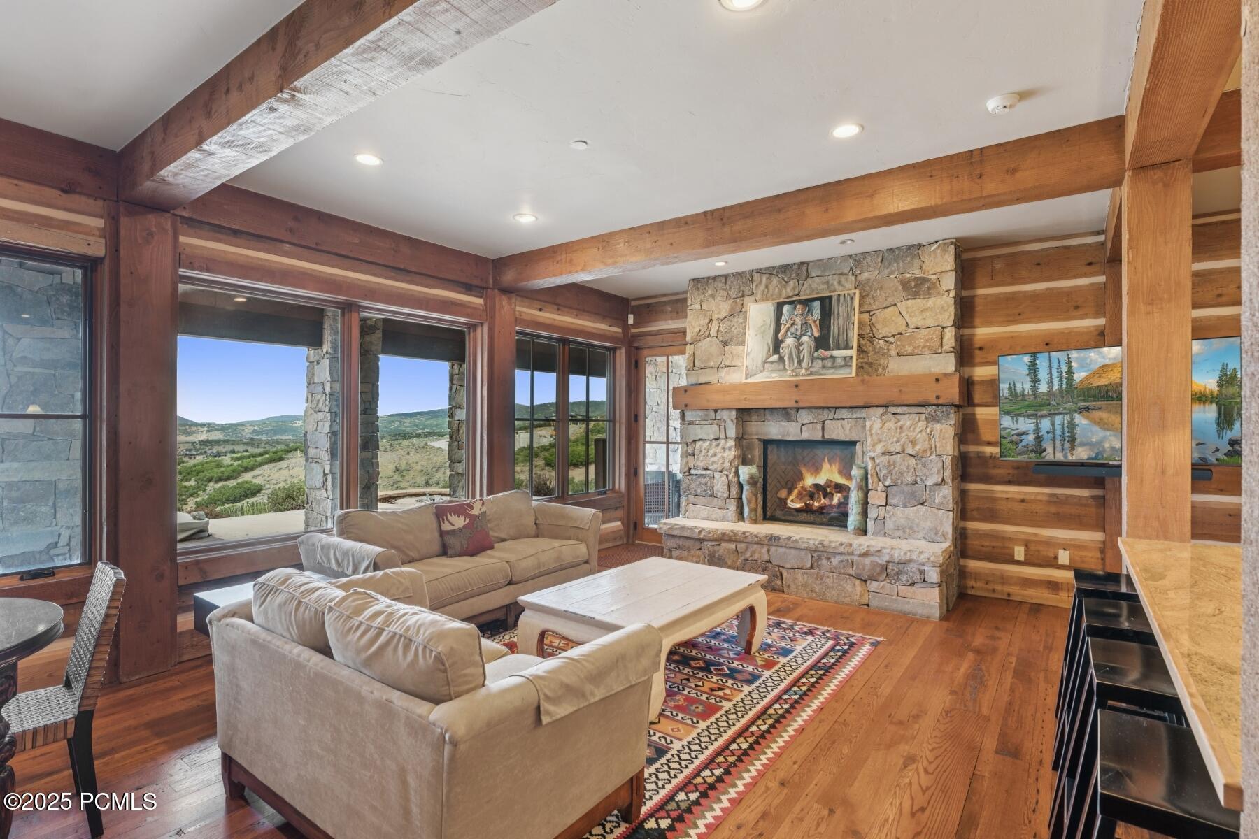 Park City, Utah 84098, United States, 5 Bedrooms Bedrooms, ,6 BathroomsBathrooms,Residential,Active,190072