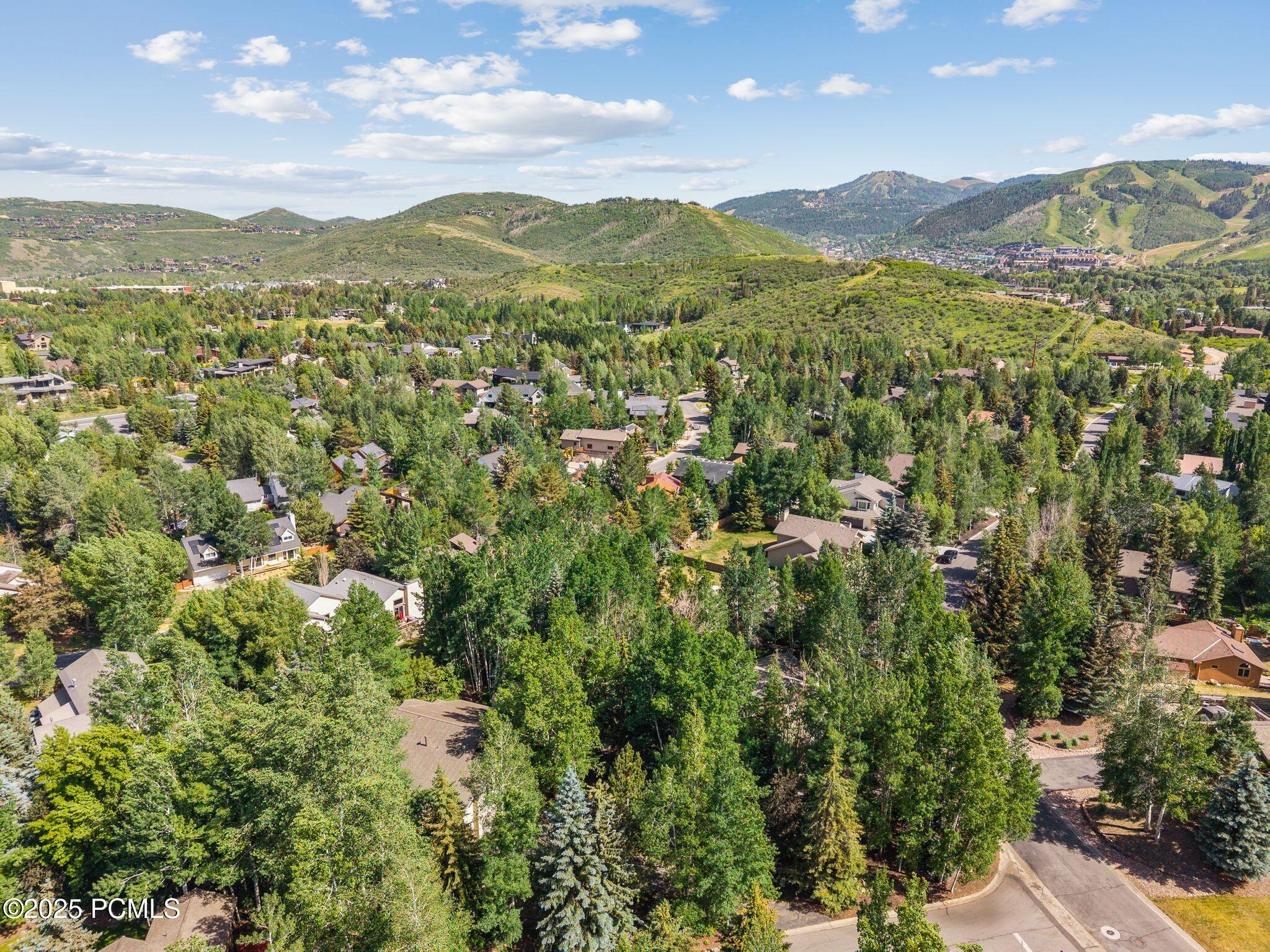 Park City, Utah 84060, United States, 3 Bedrooms Bedrooms, ,3 BathroomsBathrooms,Residential,Active,157227