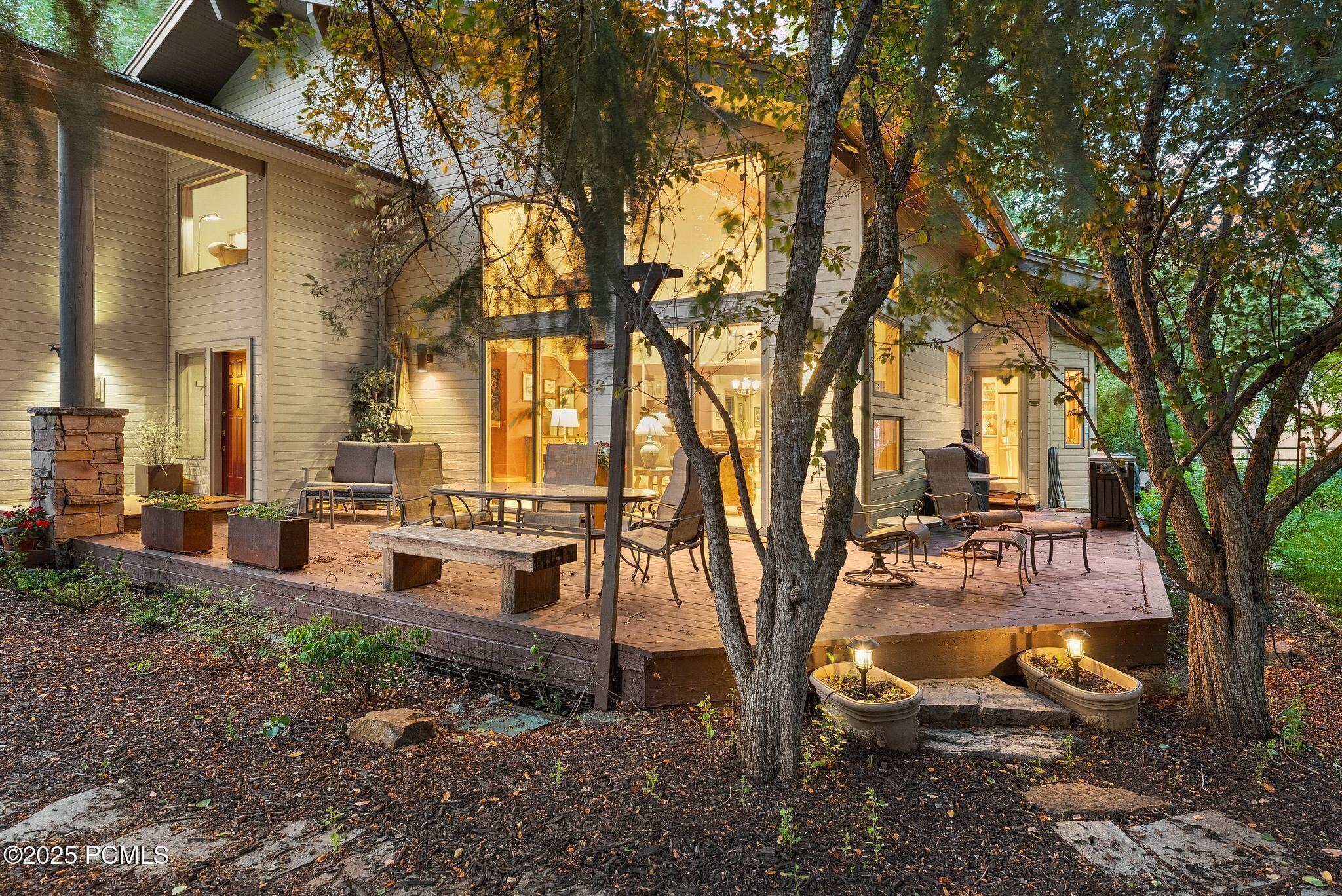 Park City, Utah 84060, United States, 3 Bedrooms Bedrooms, ,3 BathroomsBathrooms,Residential,Active,157227