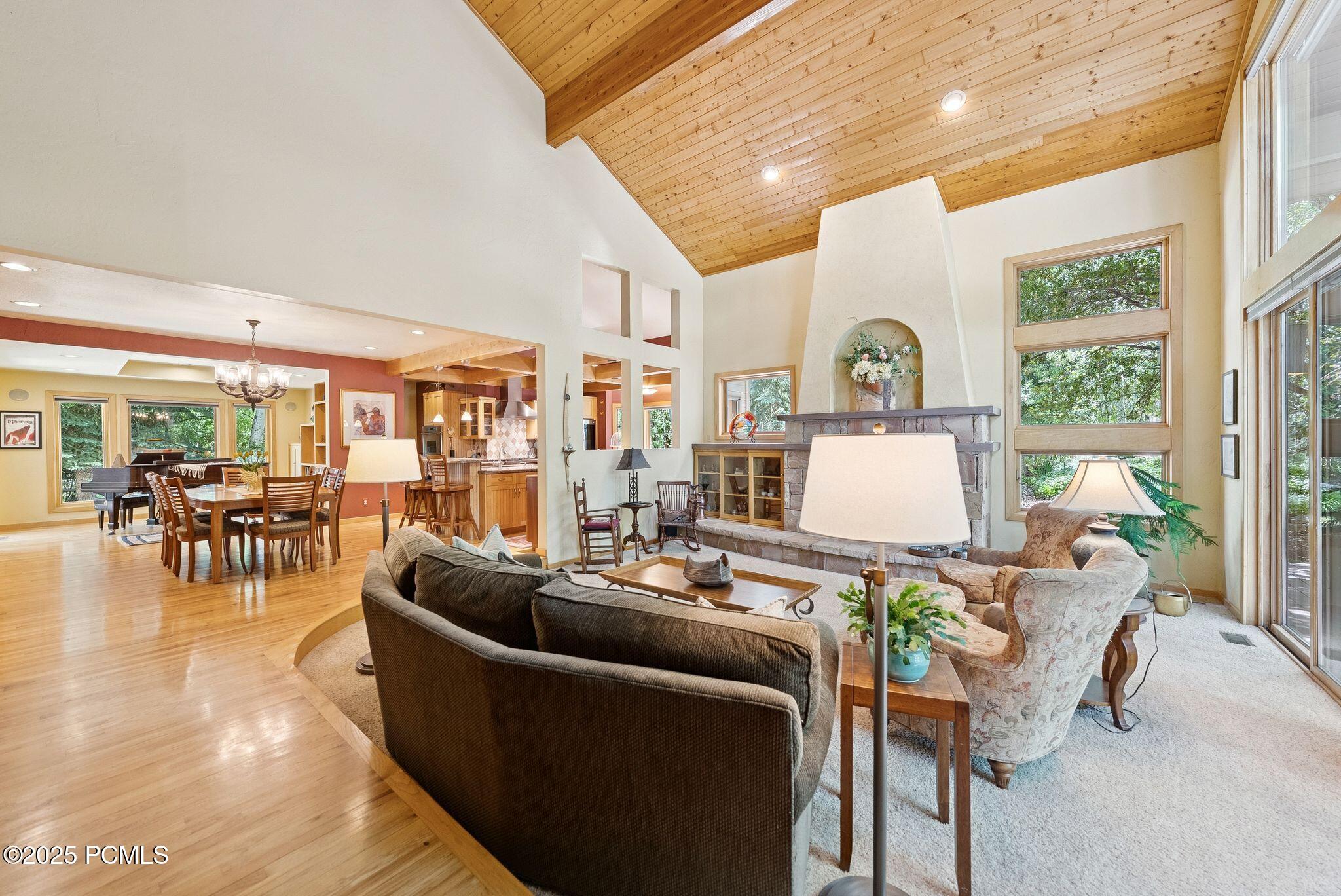 Park City, Utah 84060, United States, 3 Bedrooms Bedrooms, ,3 BathroomsBathrooms,Residential,Active,157227