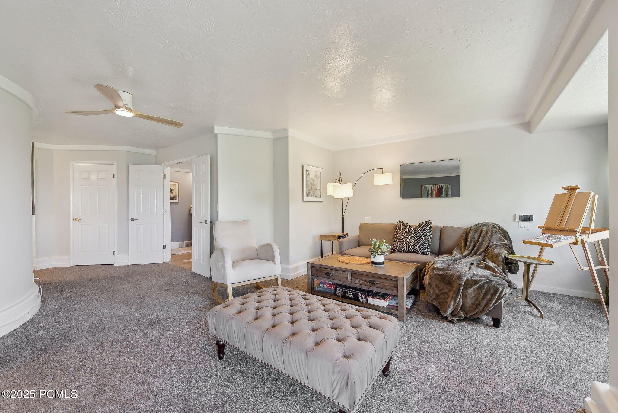 4484 Parkview Drive, Salt Lake City, Utah image 18