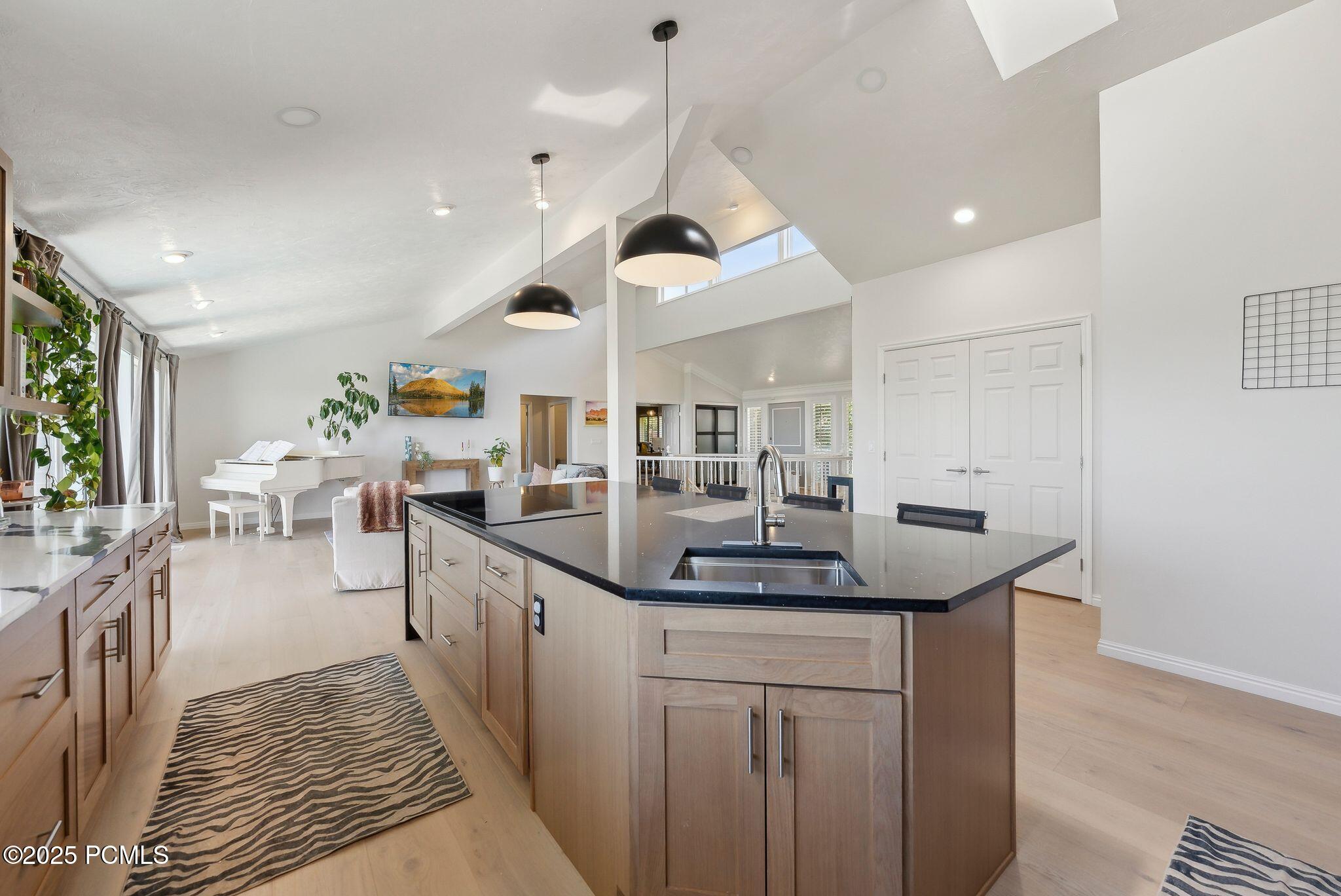 4484 Parkview Drive, Salt Lake City, Utah image 15