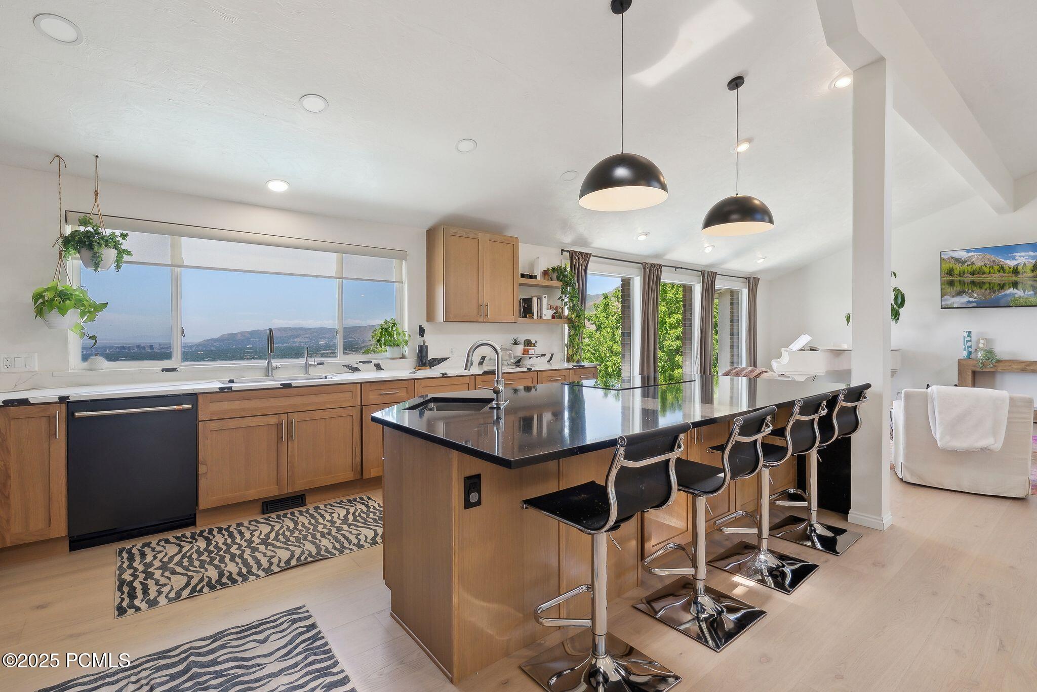 4484 Parkview Drive, Salt Lake City, Utah image 16