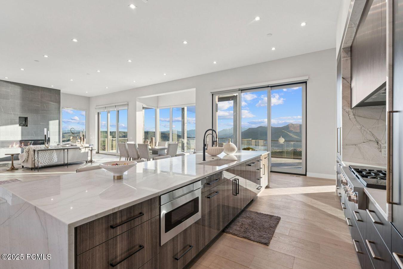 Hideout, Utah 84036, United States, 6 Bedrooms Bedrooms, ,8 BathroomsBathrooms,Residential,Active,159790