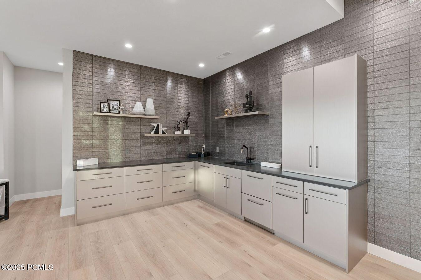 Hideout, Utah 84036, United States, 6 Bedrooms Bedrooms, ,8 BathroomsBathrooms,Residential,Active,159790