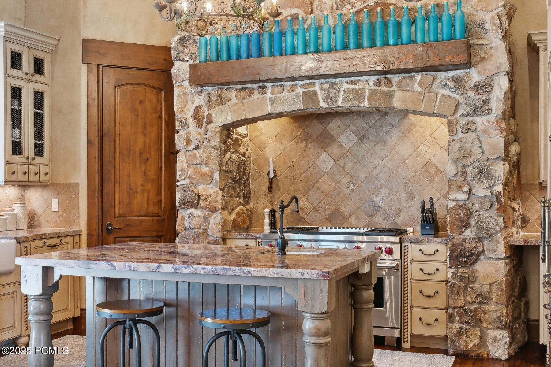 Park City, Utah 84098, United States, 4 Bedrooms Bedrooms, ,6 BathroomsBathrooms,Residential,Active,24984