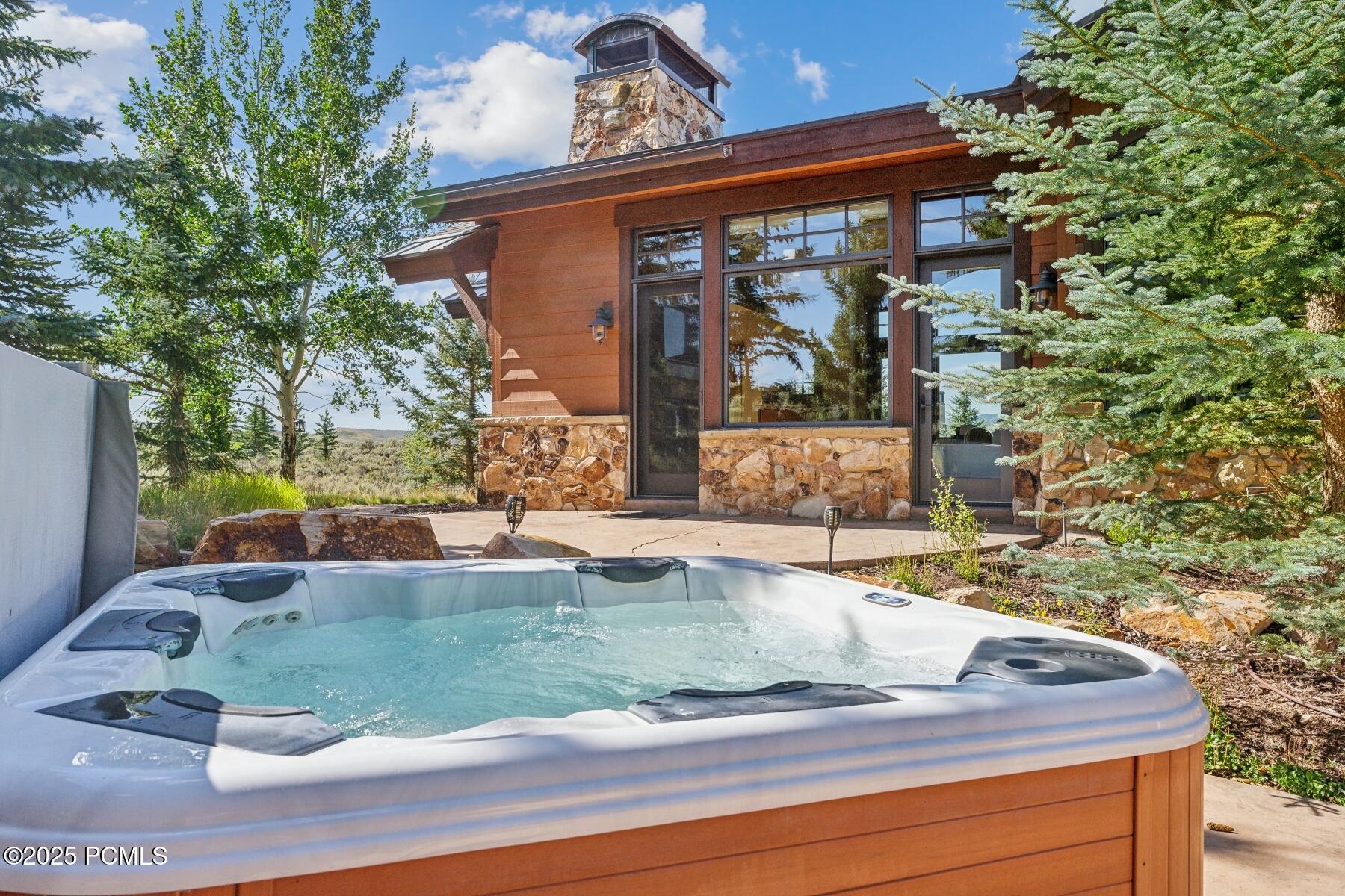 Park City, Utah 84098, United States, 4 Bedrooms Bedrooms, ,6 BathroomsBathrooms,Residential,Active,24984