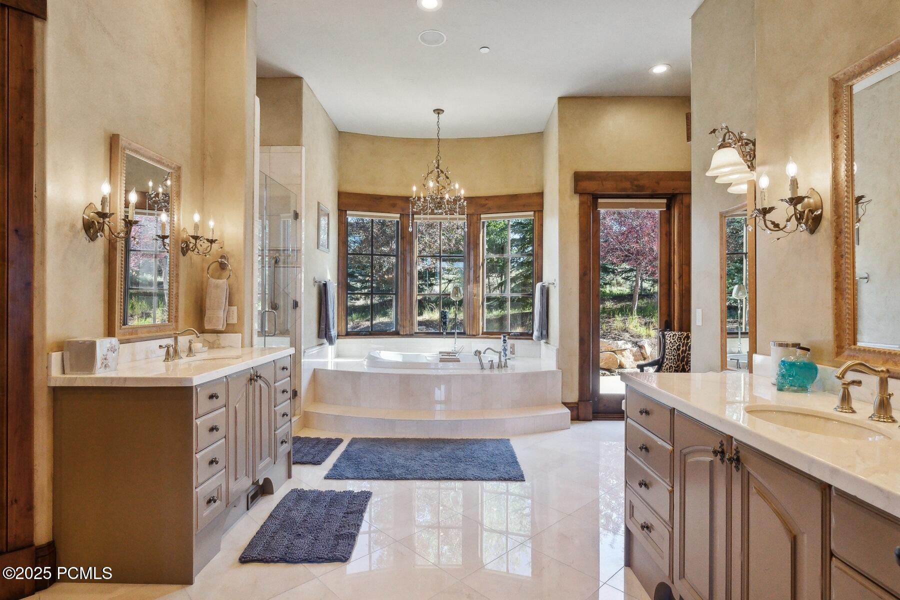 Park City, Utah 84098, United States, 4 Bedrooms Bedrooms, ,6 BathroomsBathrooms,Residential,Active,24984