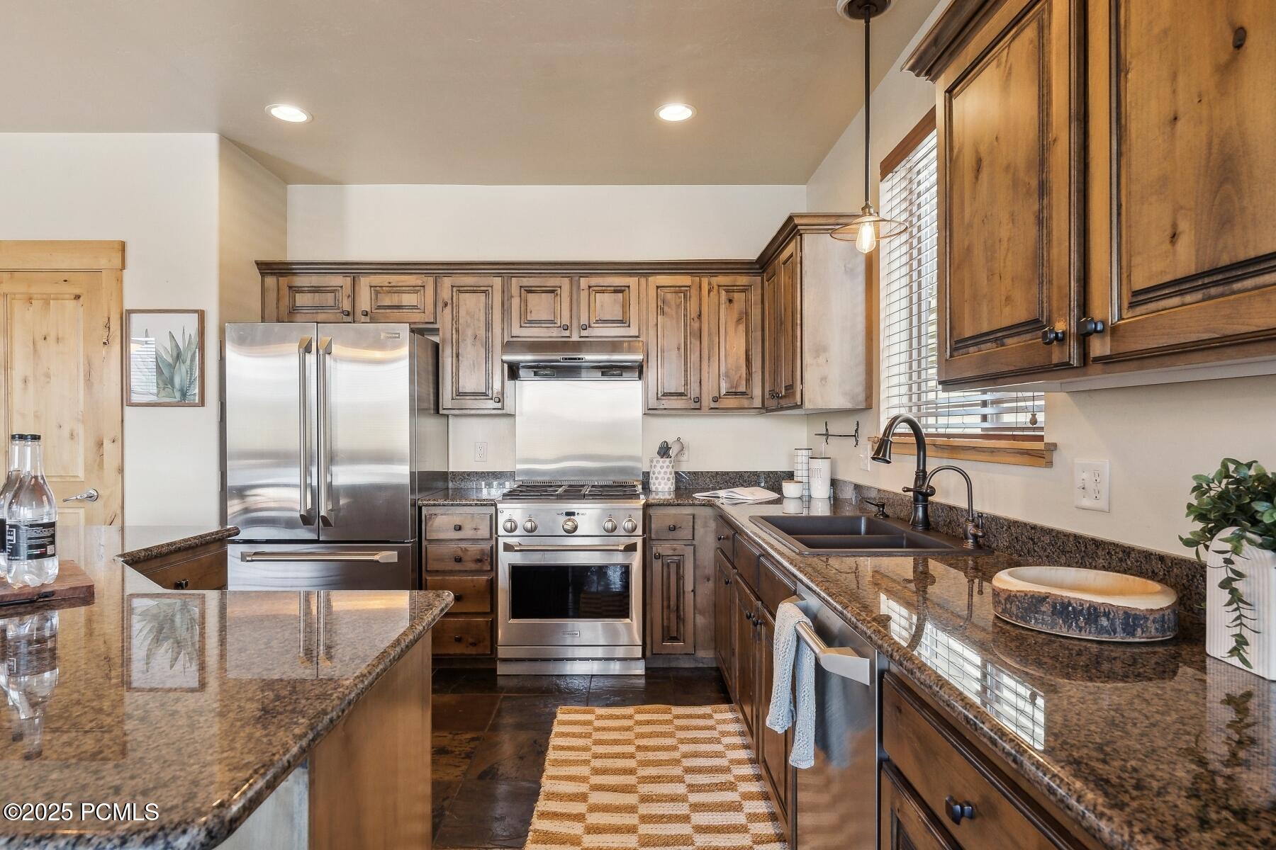 Park City, Utah 84098, United States, 4 Bedrooms Bedrooms, ,4 BathroomsBathrooms,Residential,Active,138221