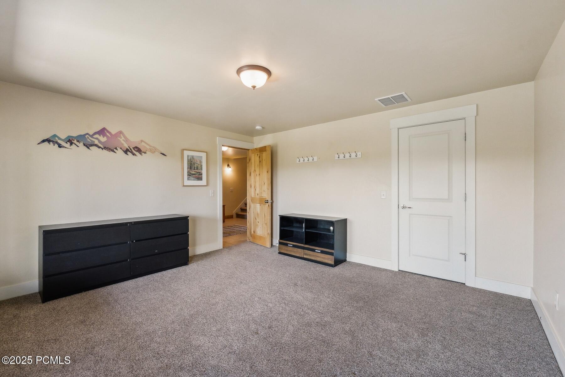 Park City, Utah 84098, United States, 4 Bedrooms Bedrooms, ,4 BathroomsBathrooms,Residential,Active,138221