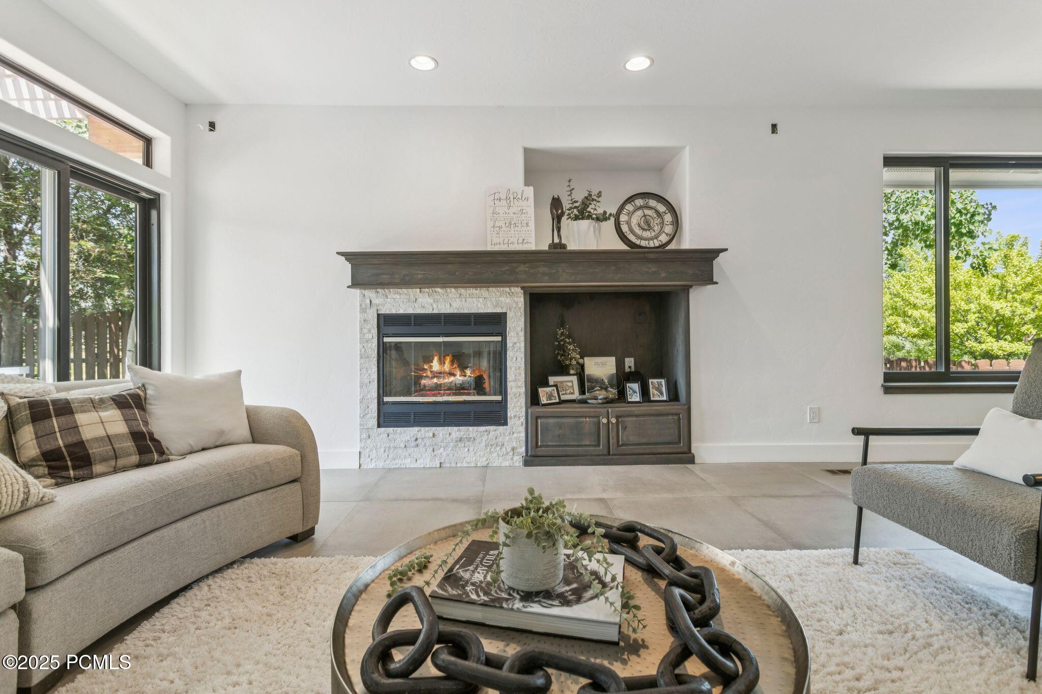 Park City, Utah 84098, United States, 3 Bedrooms Bedrooms, ,2 BathroomsBathrooms,Residential,Active,153076