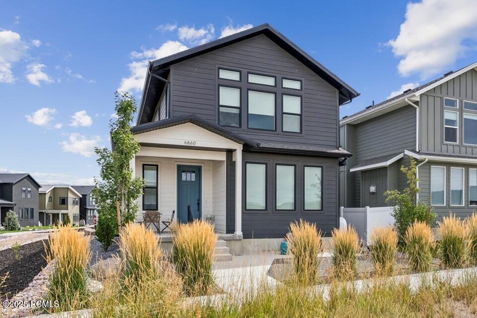 Park City, Utah 84098, United States, 3 Bedrooms Bedrooms, ,4 BathroomsBathrooms,Residential,Active,169145