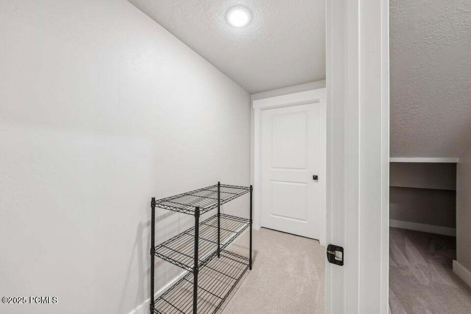 Park City, Utah 84098, United States, 3 Bedrooms Bedrooms, ,4 BathroomsBathrooms,Residential,Active,169145