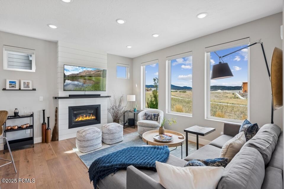 Park City, Utah 84098, United States, 3 Bedrooms Bedrooms, ,4 BathroomsBathrooms,Residential,Active,169145