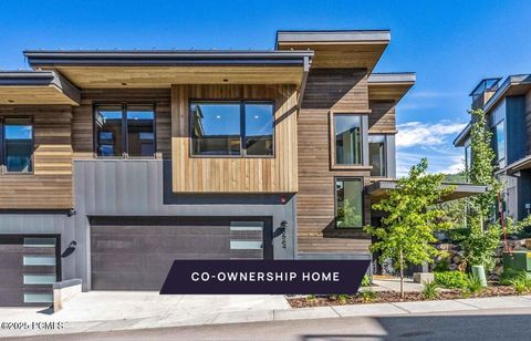 Homes For Sale - 3564 Ridgeline Drive #14A<br/> Summit County, Park City, UT 84098